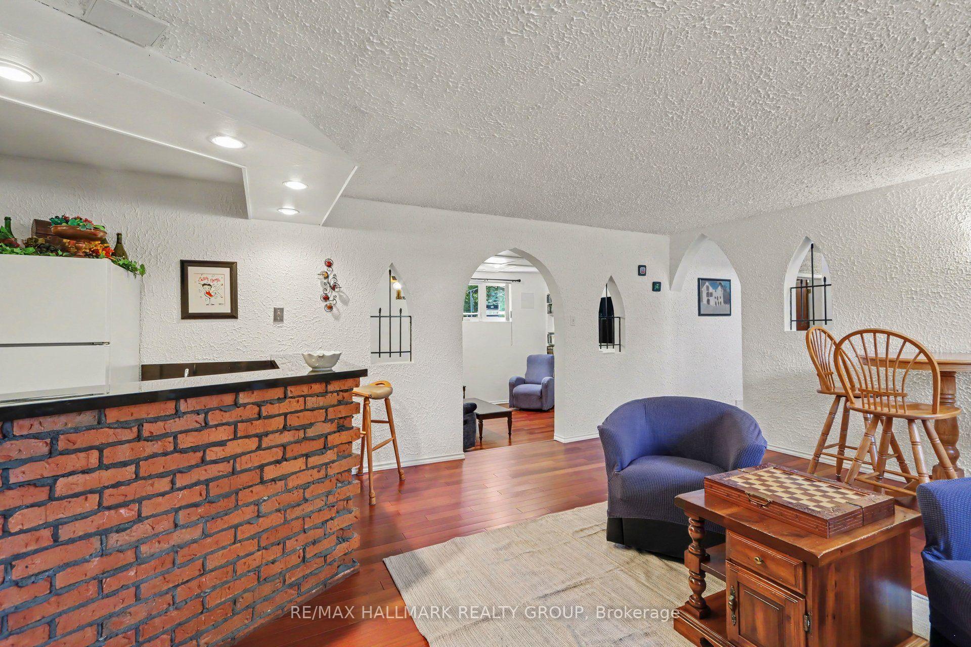 Photo 28 of 26 Whippoorwill Drive, Ottawa, Rothwell Heights — HOMEH