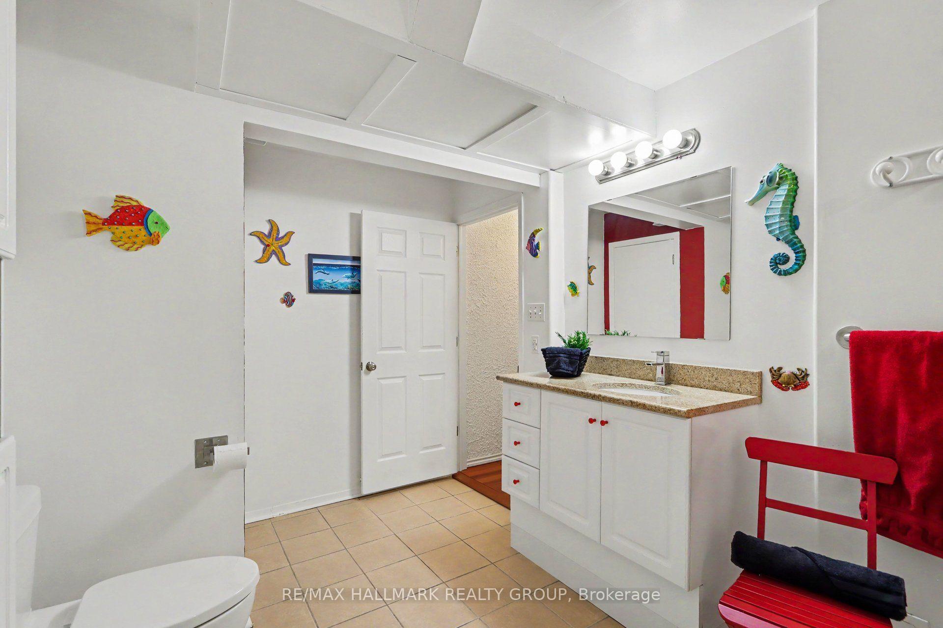 Photo 36 of 26 Whippoorwill Drive, Ottawa, Rothwell Heights — HOMEH