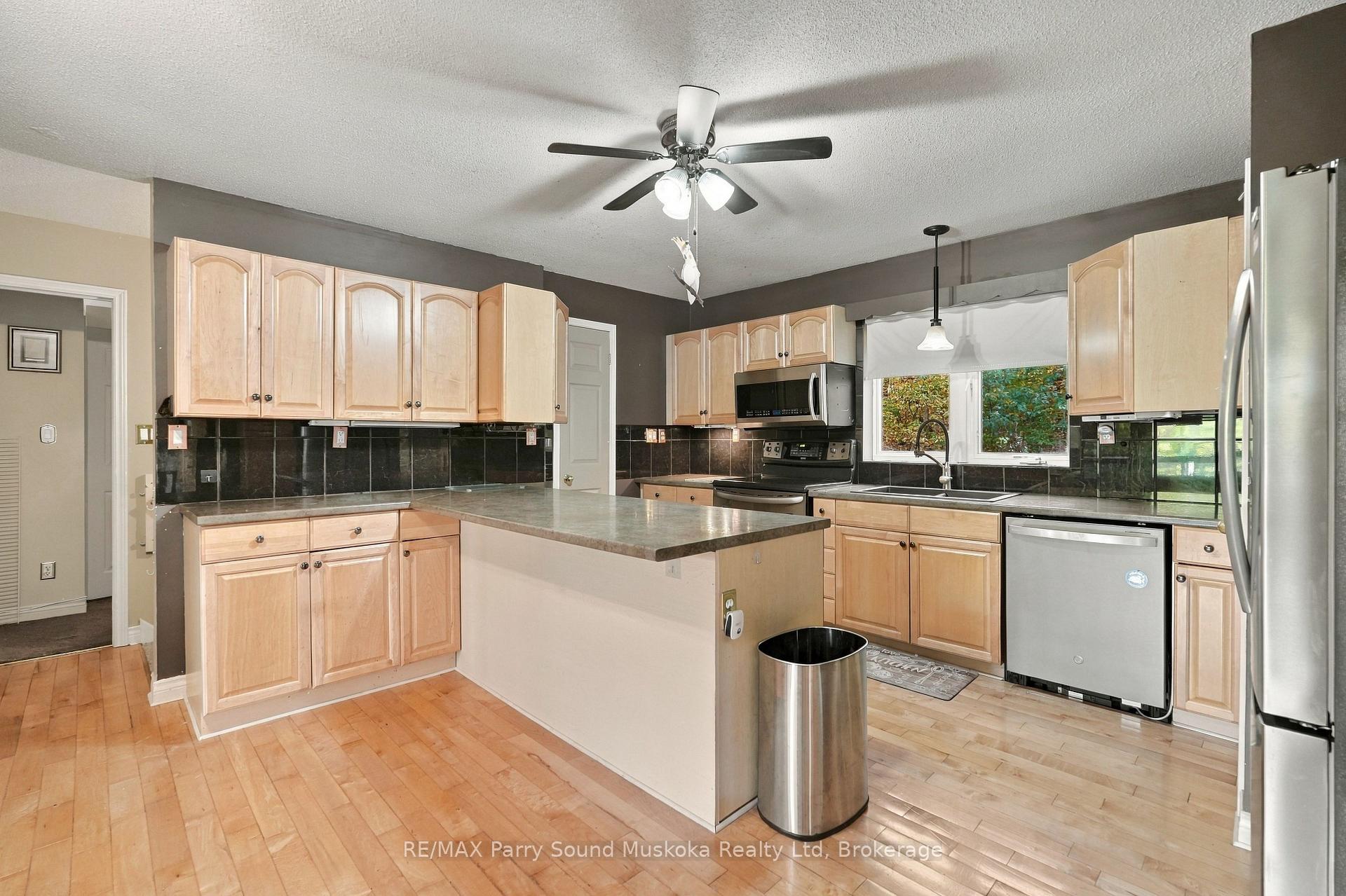 Photo 8 of 5 Maplewood Drive, McKellar — HOMEH