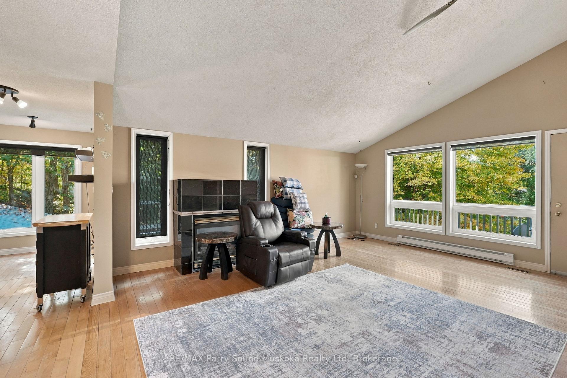 Photo 13 of 5 Maplewood Drive, McKellar — HOMEH