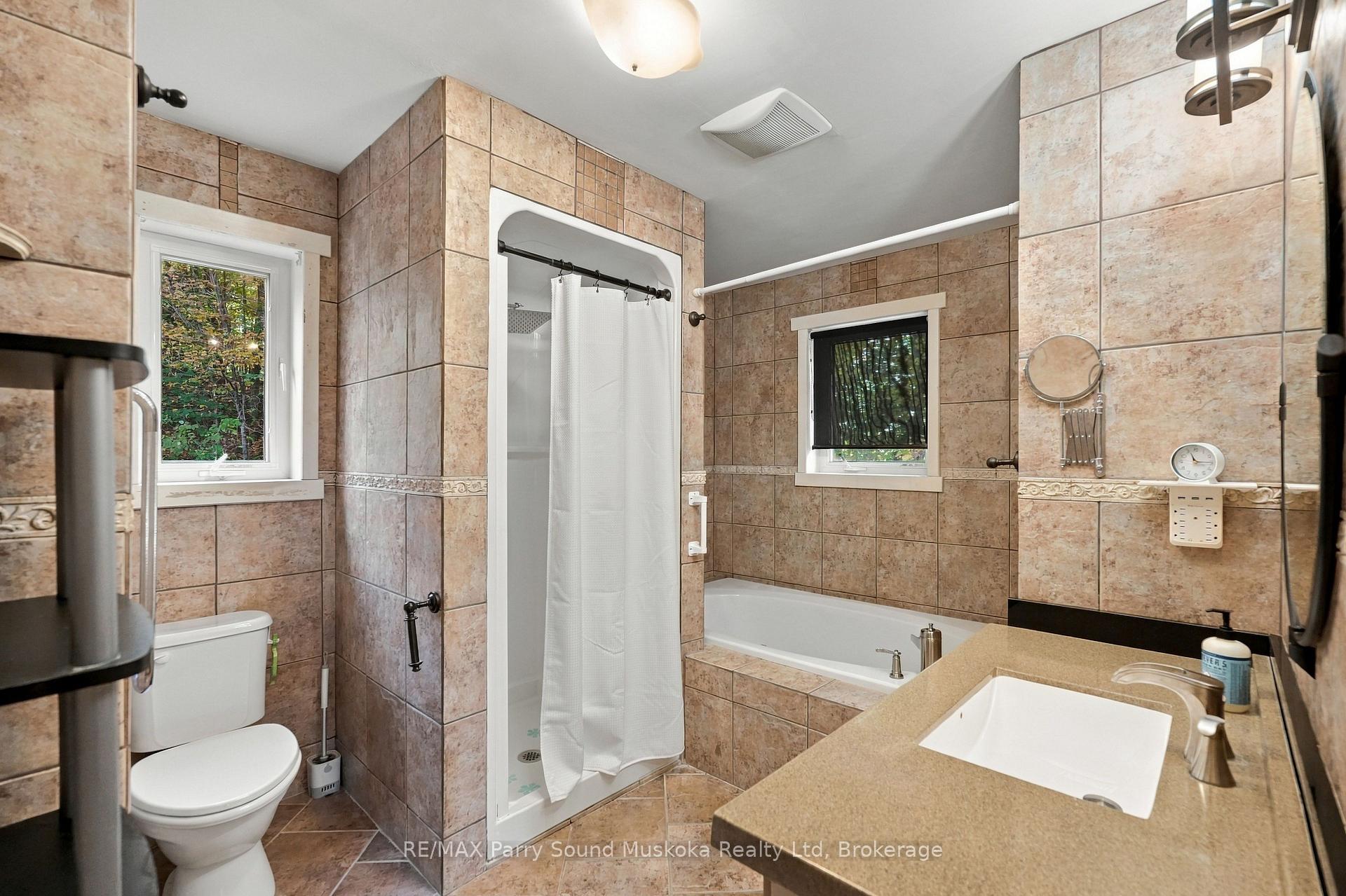Photo 18 of 5 Maplewood Drive, McKellar — HOMEH