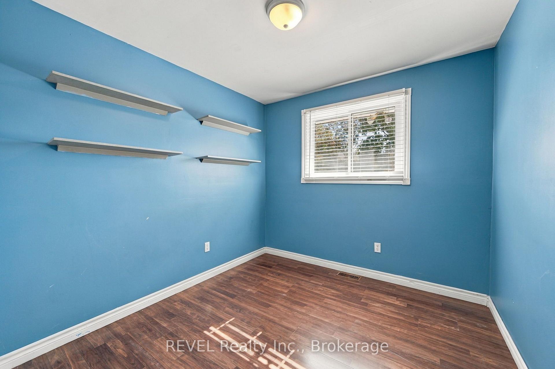 Photo 17 of 1407 Garrison Road, Fort Erie, Crescent Park — HOMEH