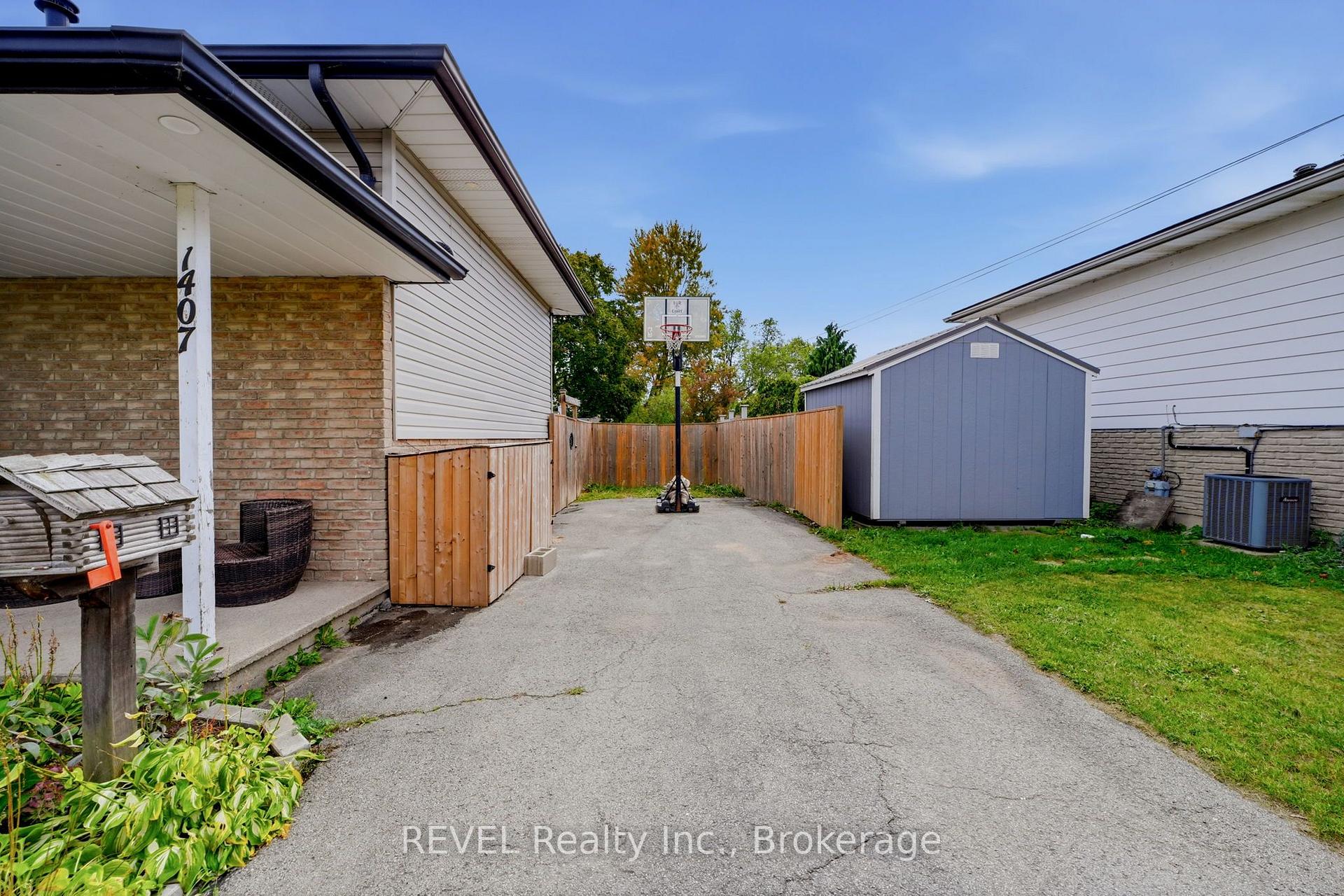 Photo 26 of 1407 Garrison Road, Fort Erie, Crescent Park — HOMEH