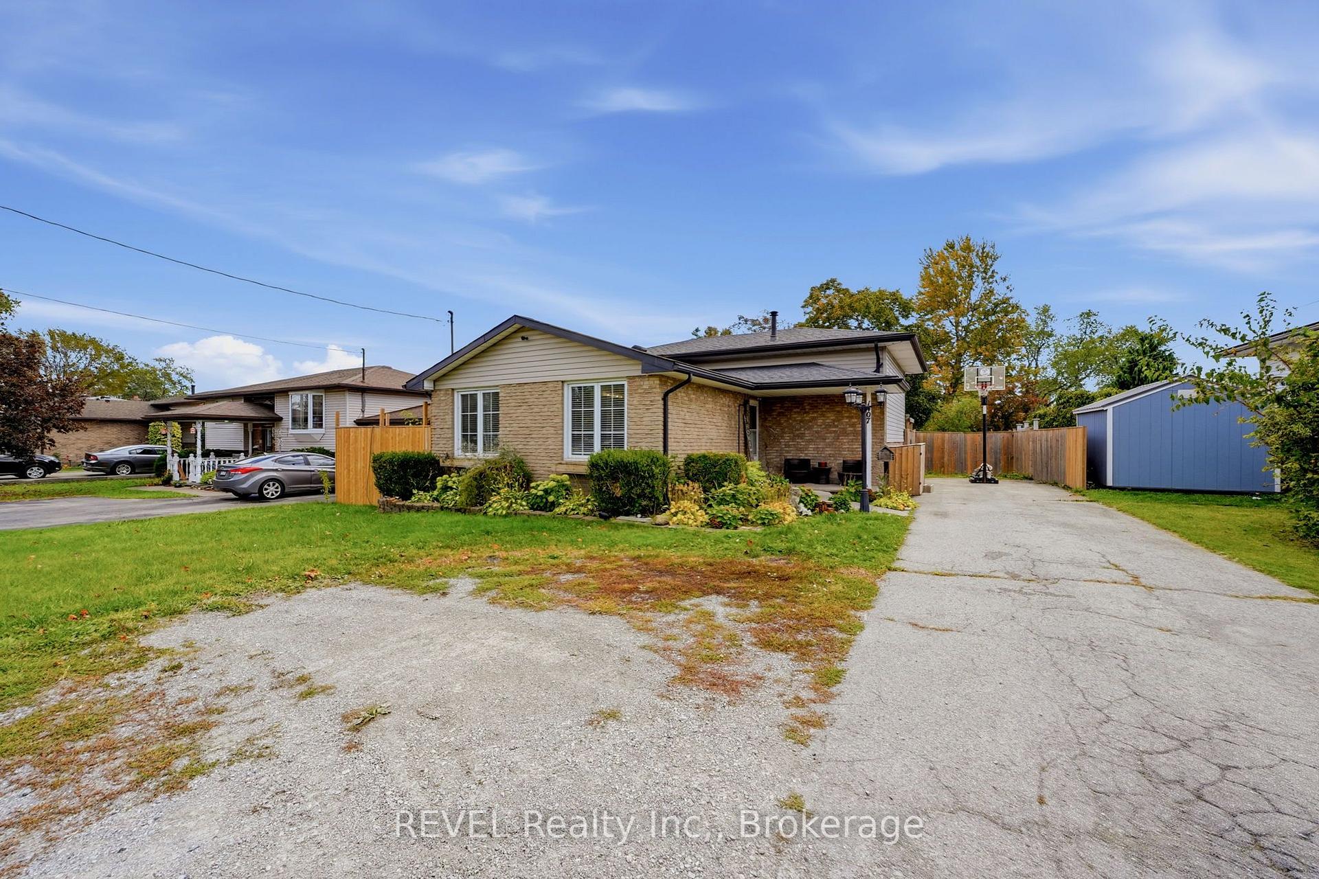 Photo 28 of 1407 Garrison Road, Fort Erie, Crescent Park — HOMEH