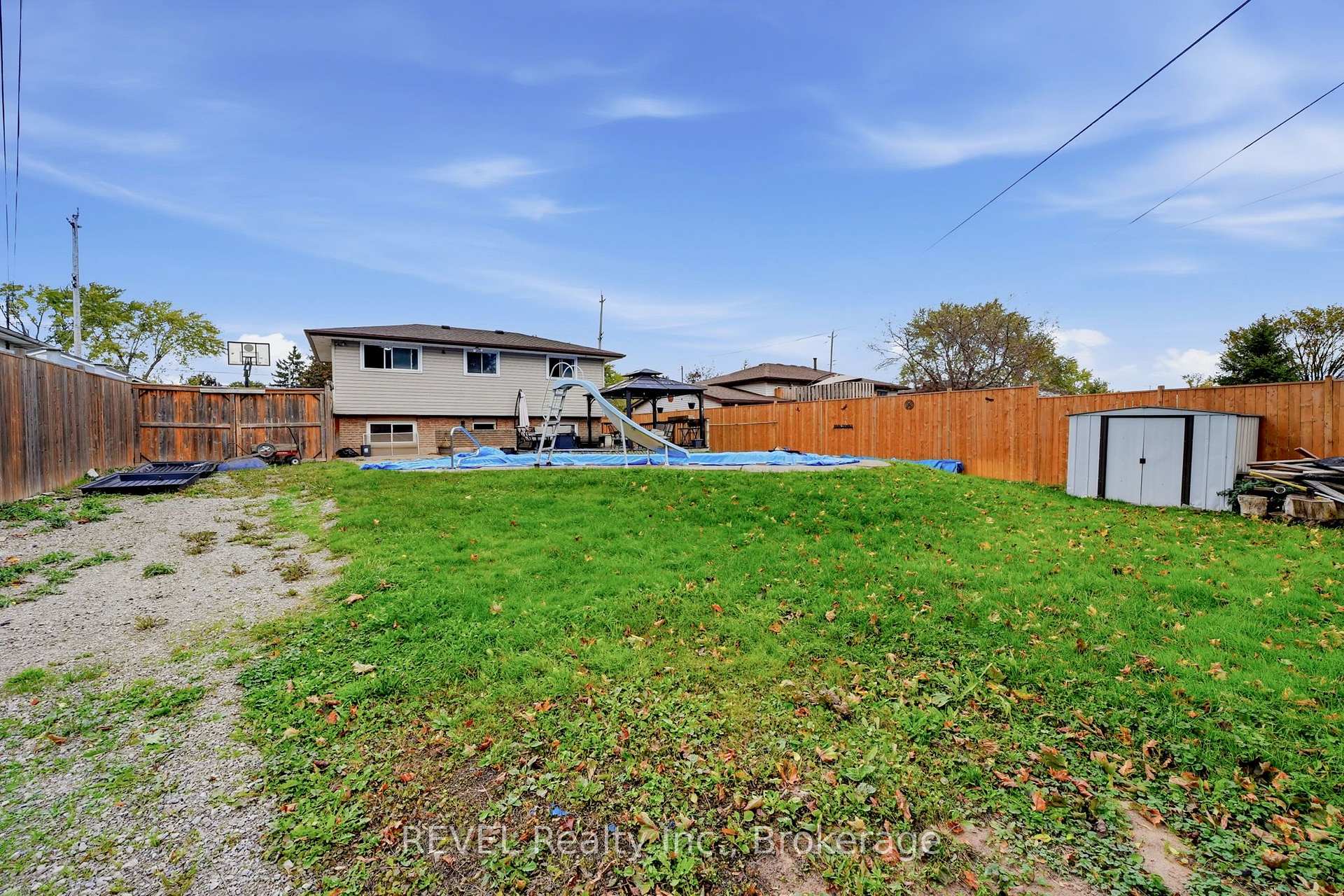 Photo 29 of 1407 Garrison Road, Fort Erie, Crescent Park — HOMEH