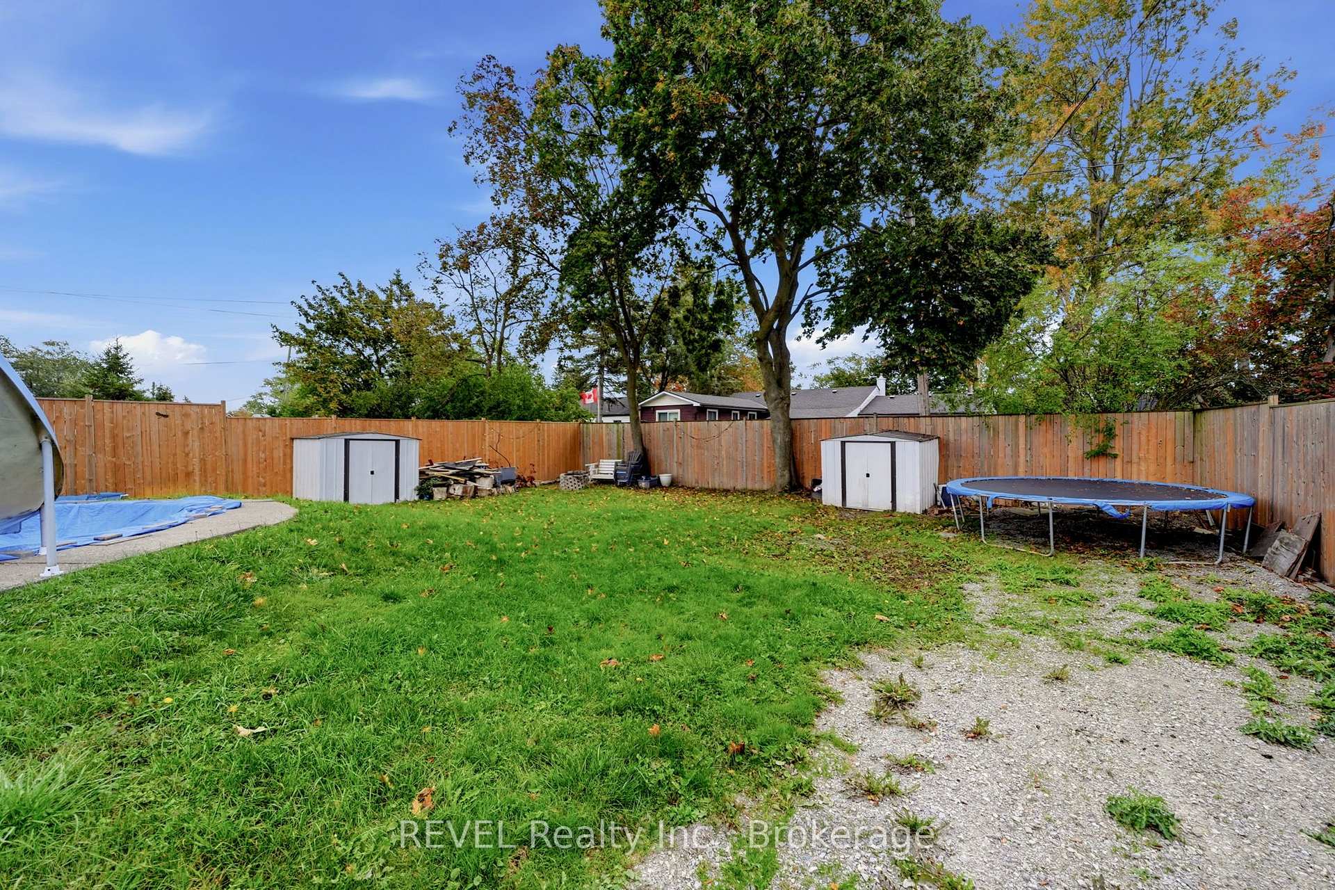 Photo 30 of 1407 Garrison Road, Fort Erie, Crescent Park — HOMEH