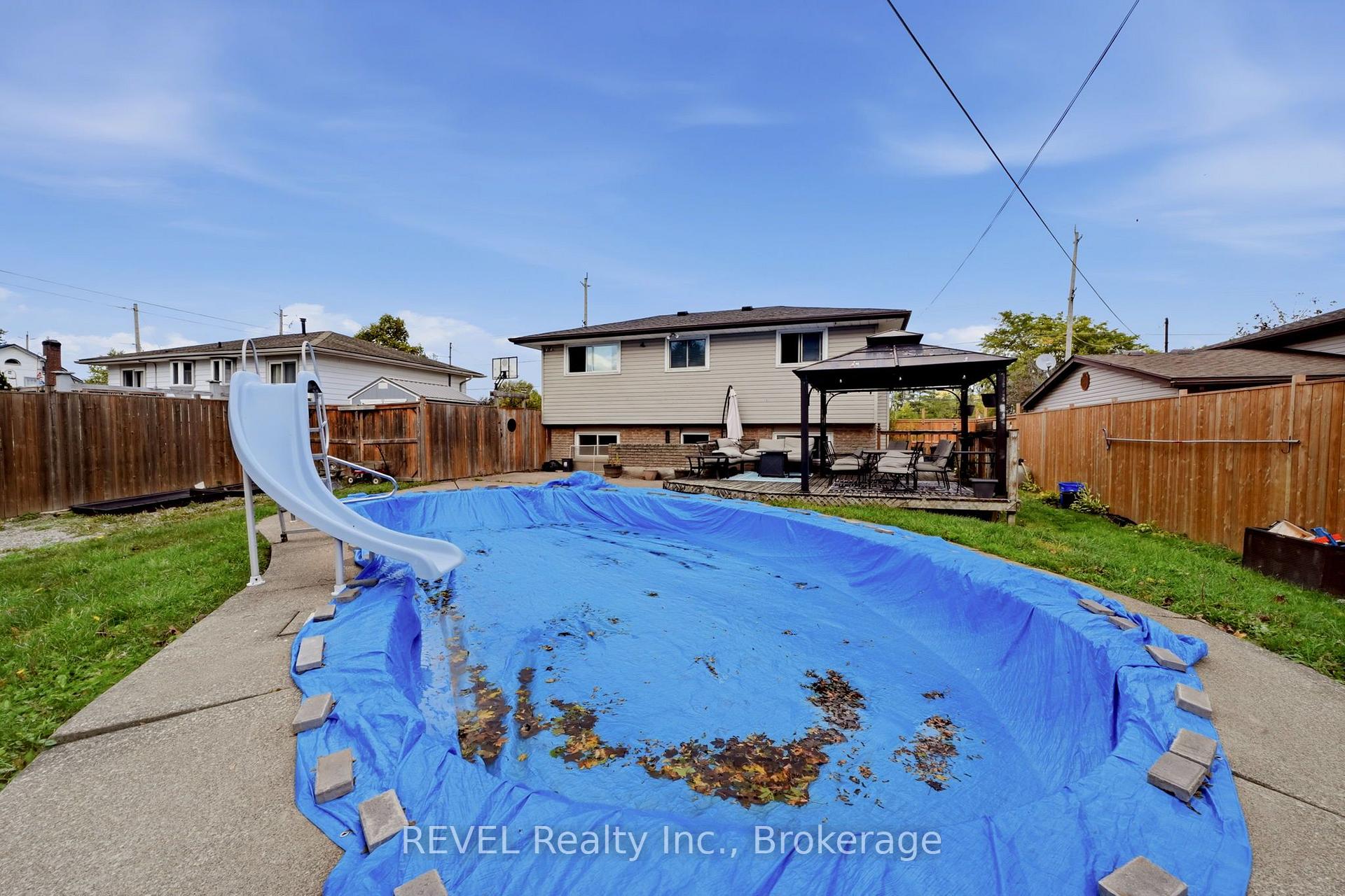 Photo 32 of 1407 Garrison Road, Fort Erie, Crescent Park — HOMEH