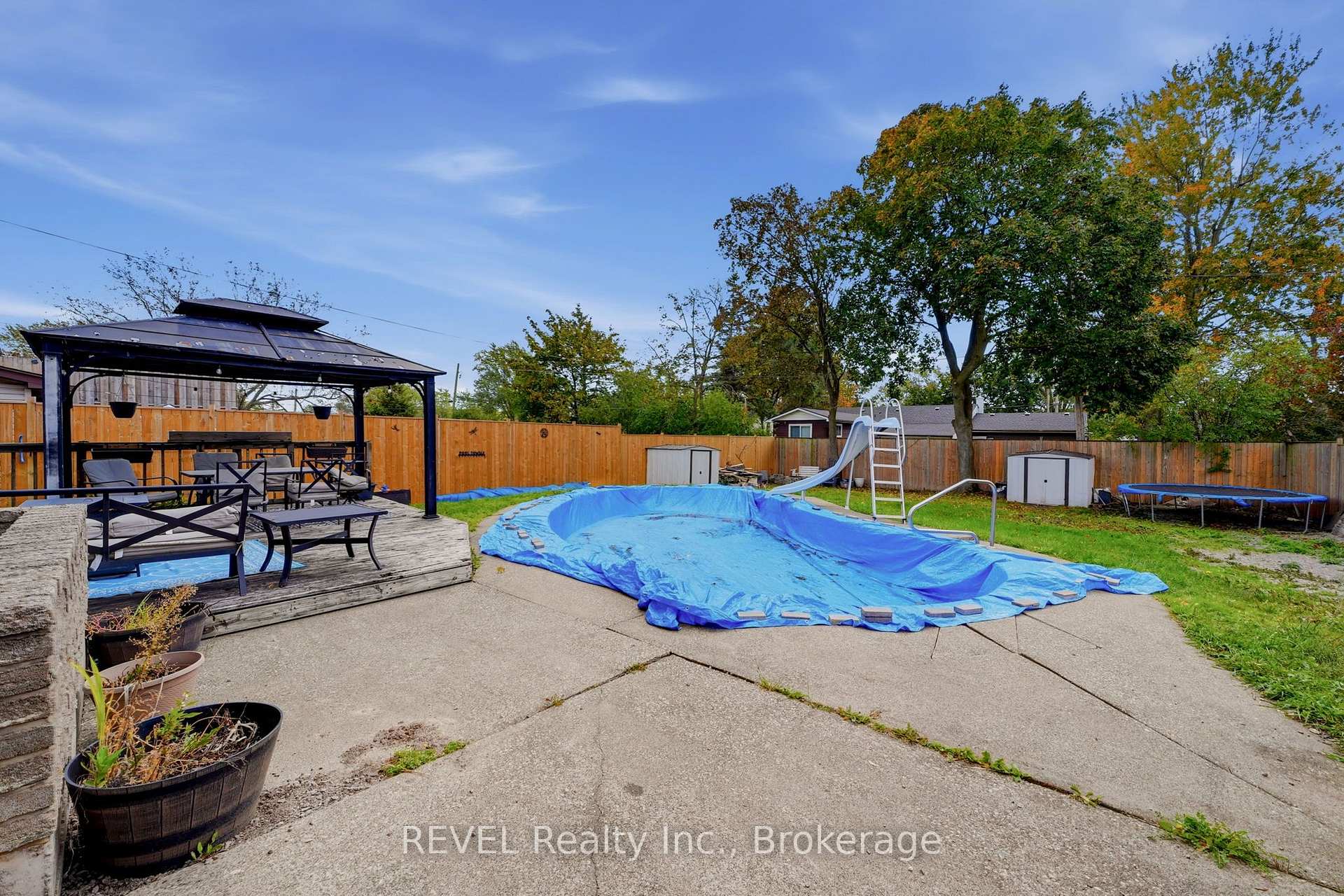 Photo 36 of 1407 Garrison Road, Fort Erie, Crescent Park — HOMEH