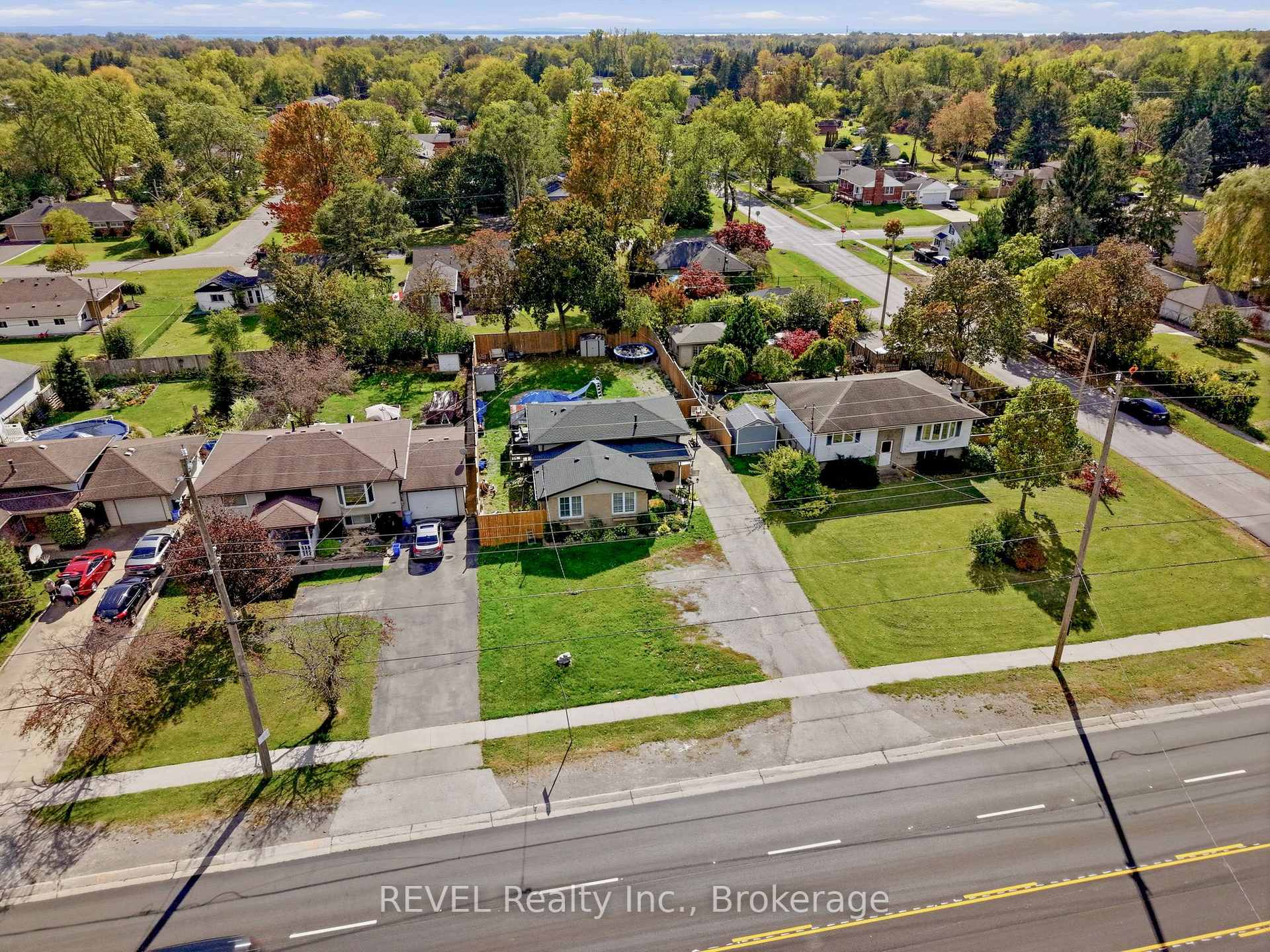 Photo 39 of 1407 Garrison Road, Fort Erie, Crescent Park — HOMEH