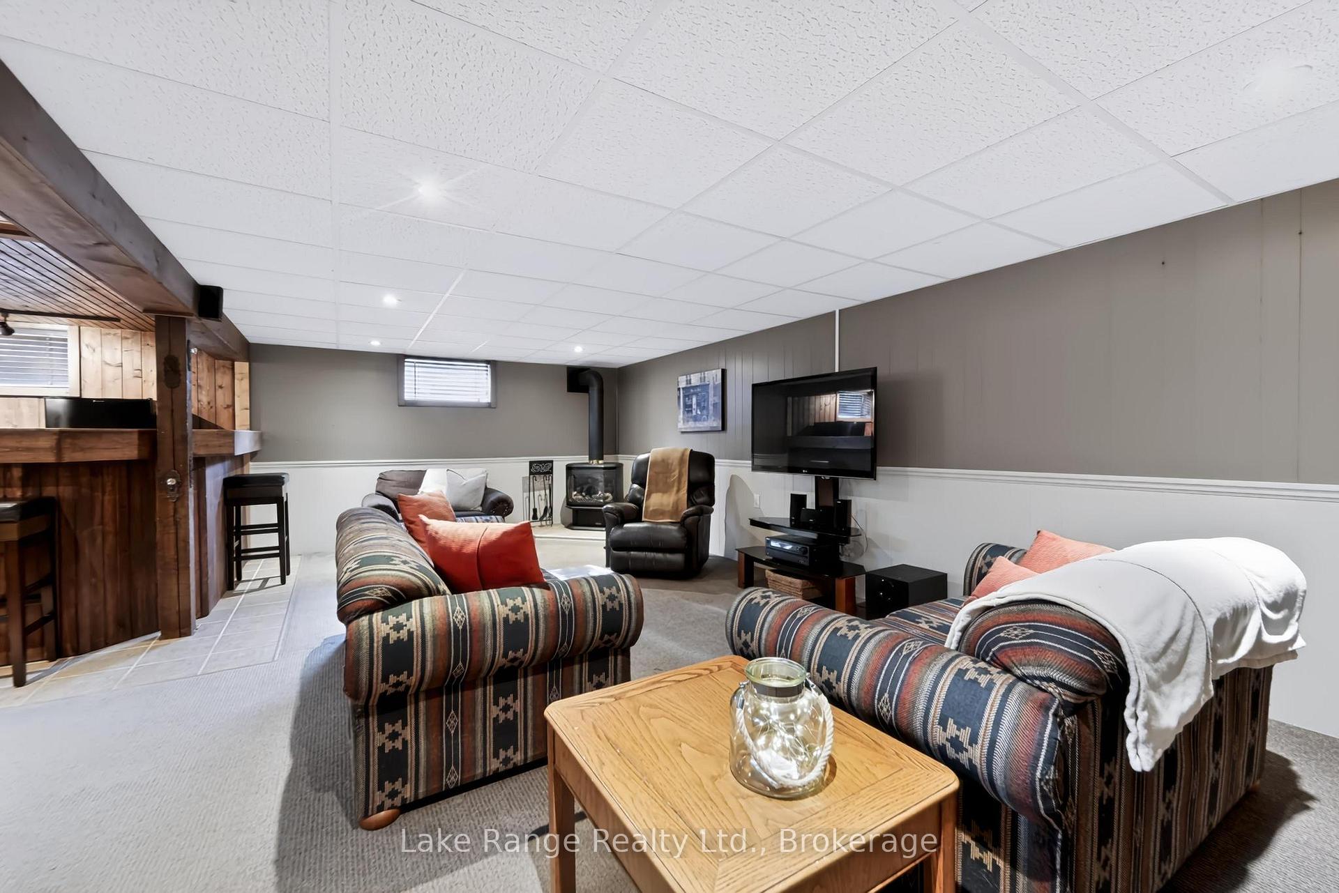 Photo 13 of 701 Maple Street, Huron East, Brussels — HOMEH