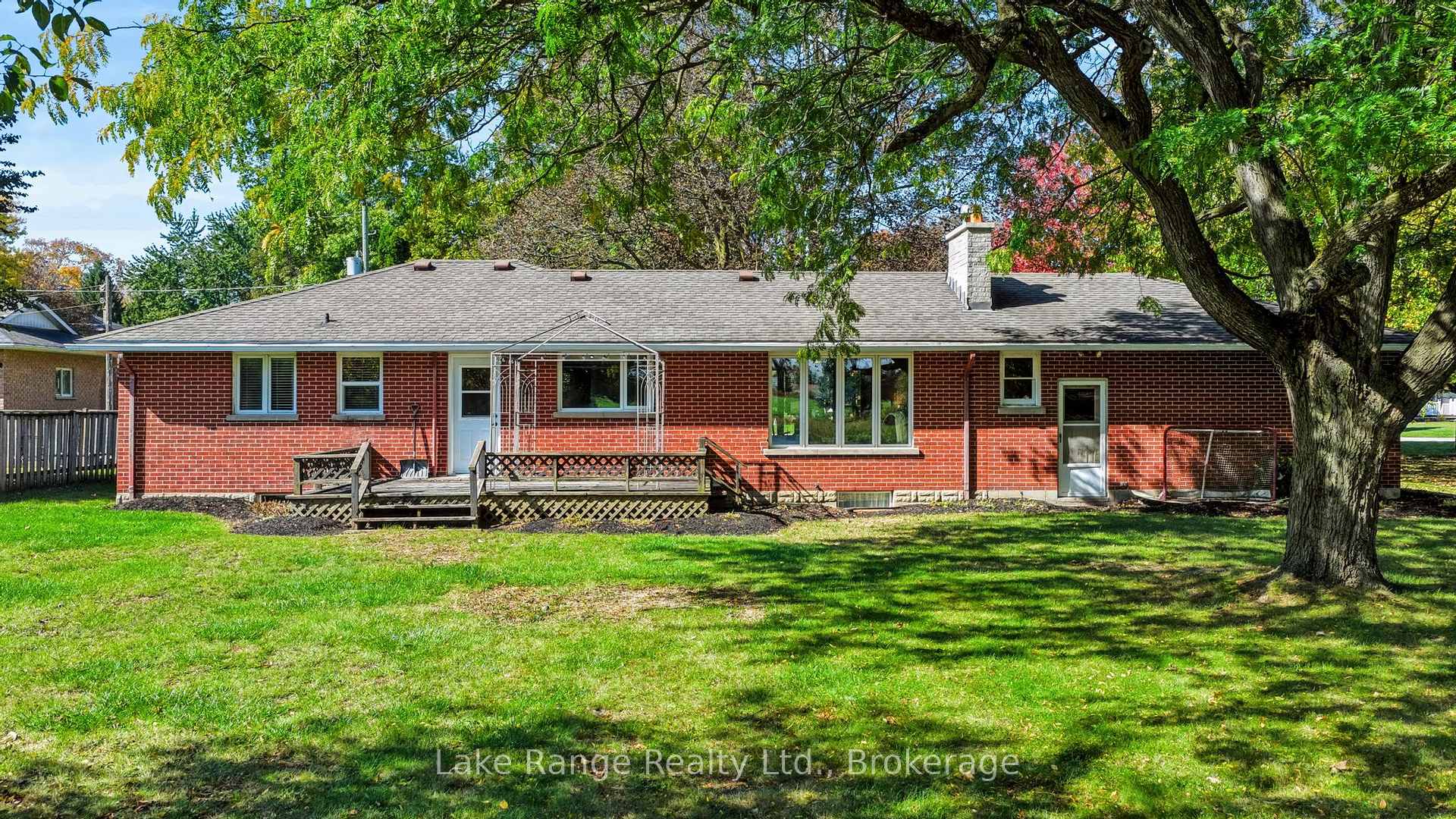 Photo 18 of 701 Maple Street, Huron East, Brussels — HOMEH