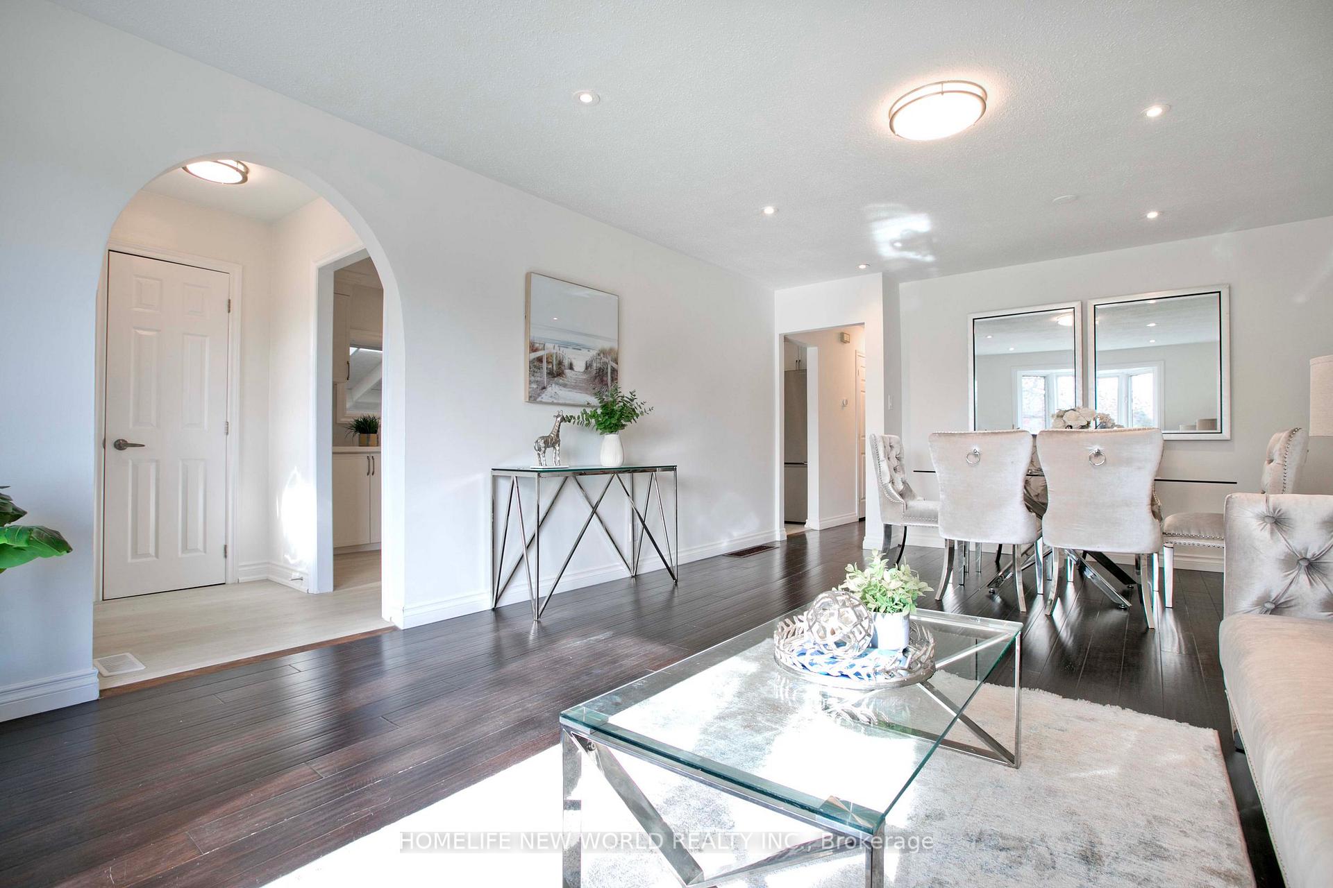 Photo 5 of 1390 Garvolin Avenue, Pickering, Bay Ridges — HOMEH