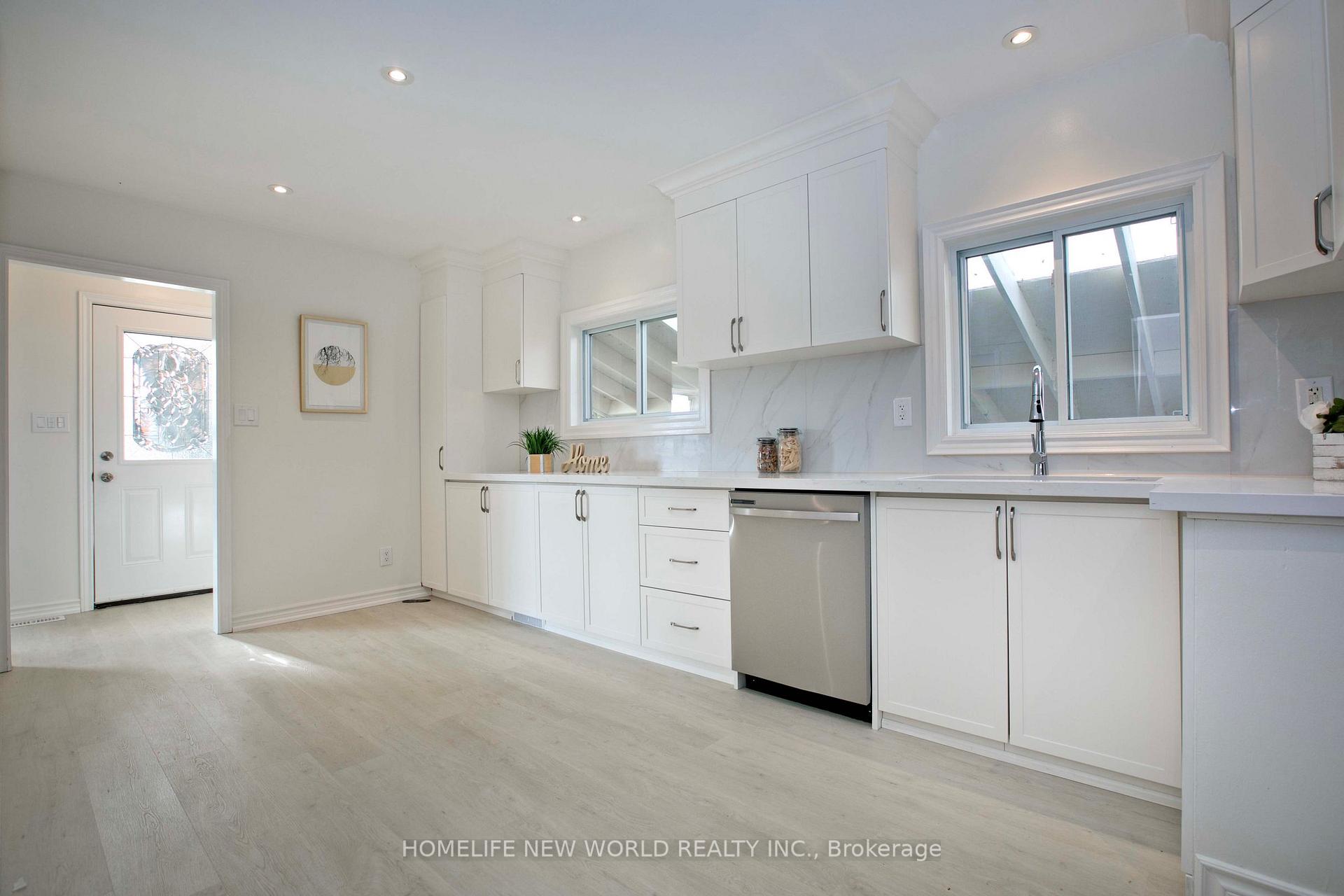 Photo 10 of 1390 Garvolin Avenue, Pickering, Bay Ridges — HOMEH