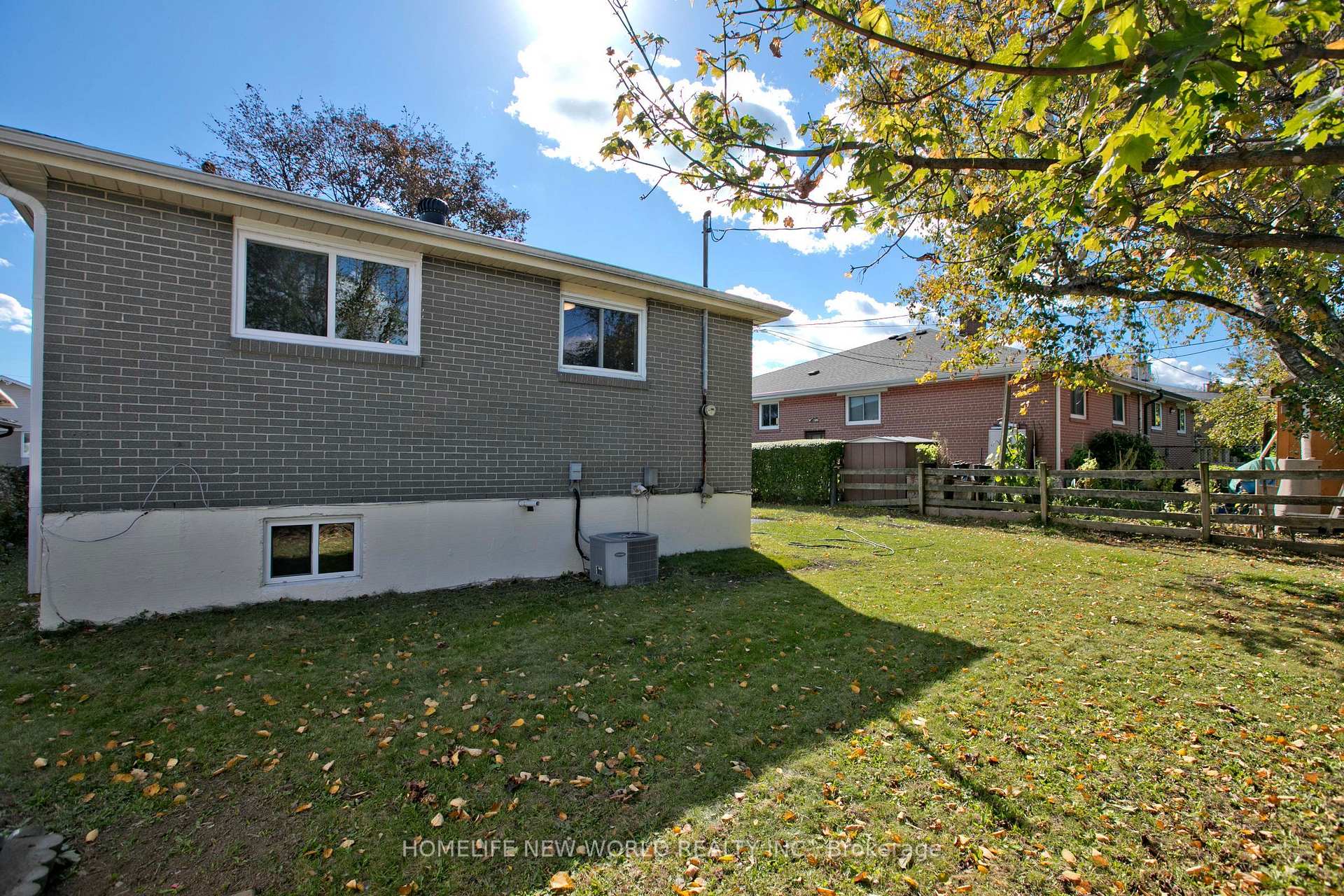 Photo 31 of 1390 Garvolin Avenue, Pickering, Bay Ridges — HOMEH