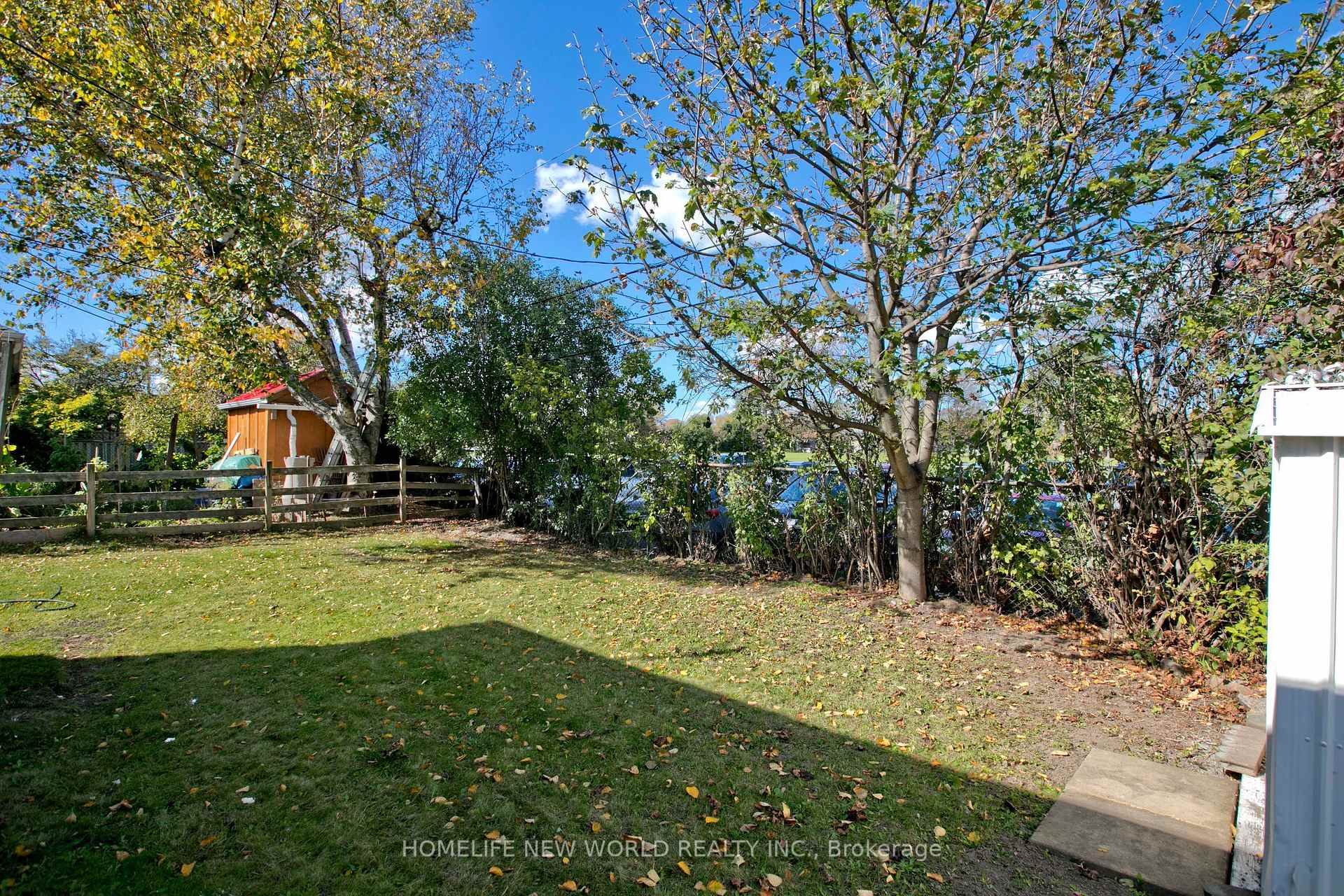 Photo 33 of 1390 Garvolin Avenue, Pickering, Bay Ridges — HOMEH