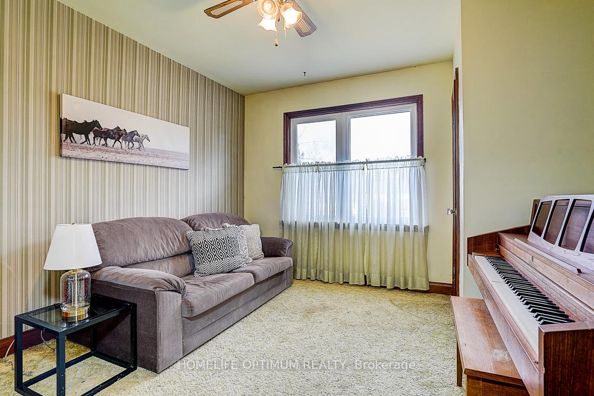 Photo 18 of 16 Ayre Point Road, Scarborough, Cliffcrest — HOMEH