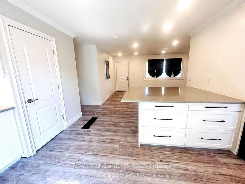 Photo 6 of 93 Westmount Drive S, Orillia — HOMEH