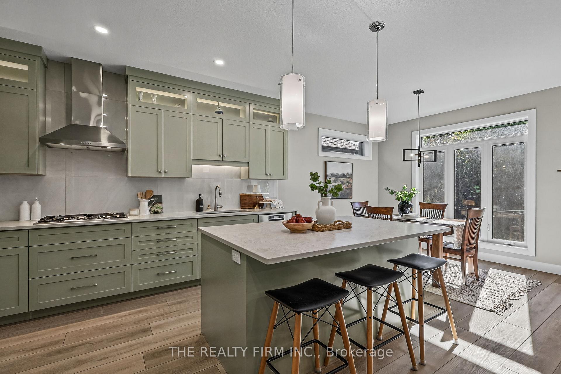 Photo 8 of 53 Foxborough Place, Thames Centre, Thorndale — HOMEH
