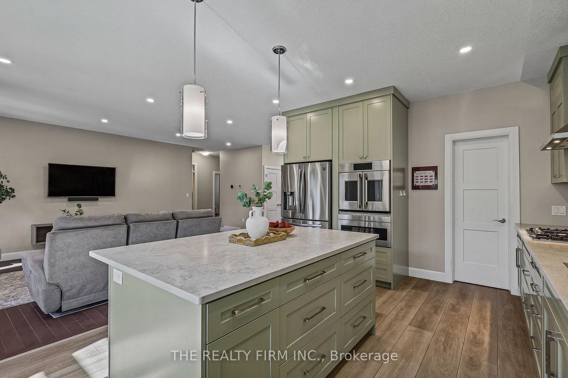 Photo 10 of 53 Foxborough Place, Thames Centre, Thorndale — HOMEH