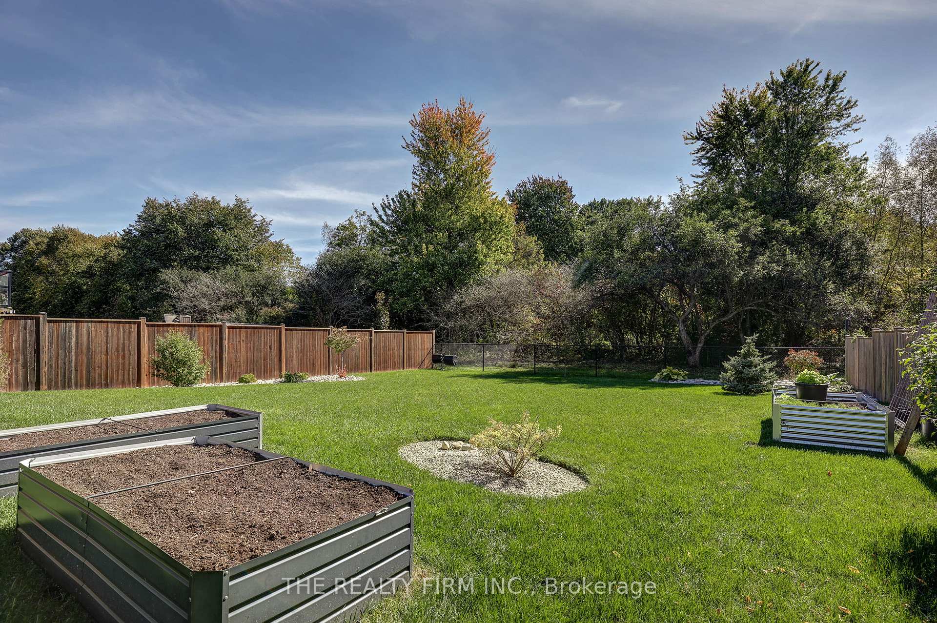 Photo 37 of 53 Foxborough Place, Thames Centre, Thorndale — HOMEH