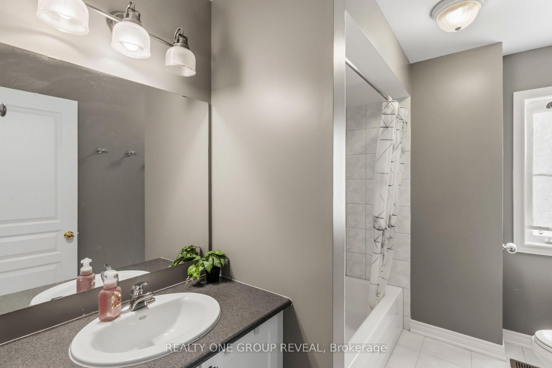 Photo 16 of 2364 Winlord Place, Oshawa, Windfields — HOMEH