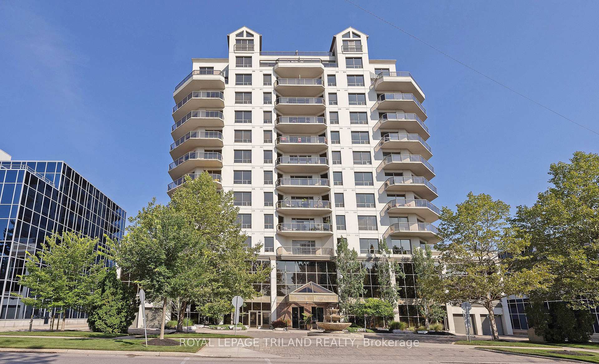 Photo of Unit 1202, 250 Pall Mall Street