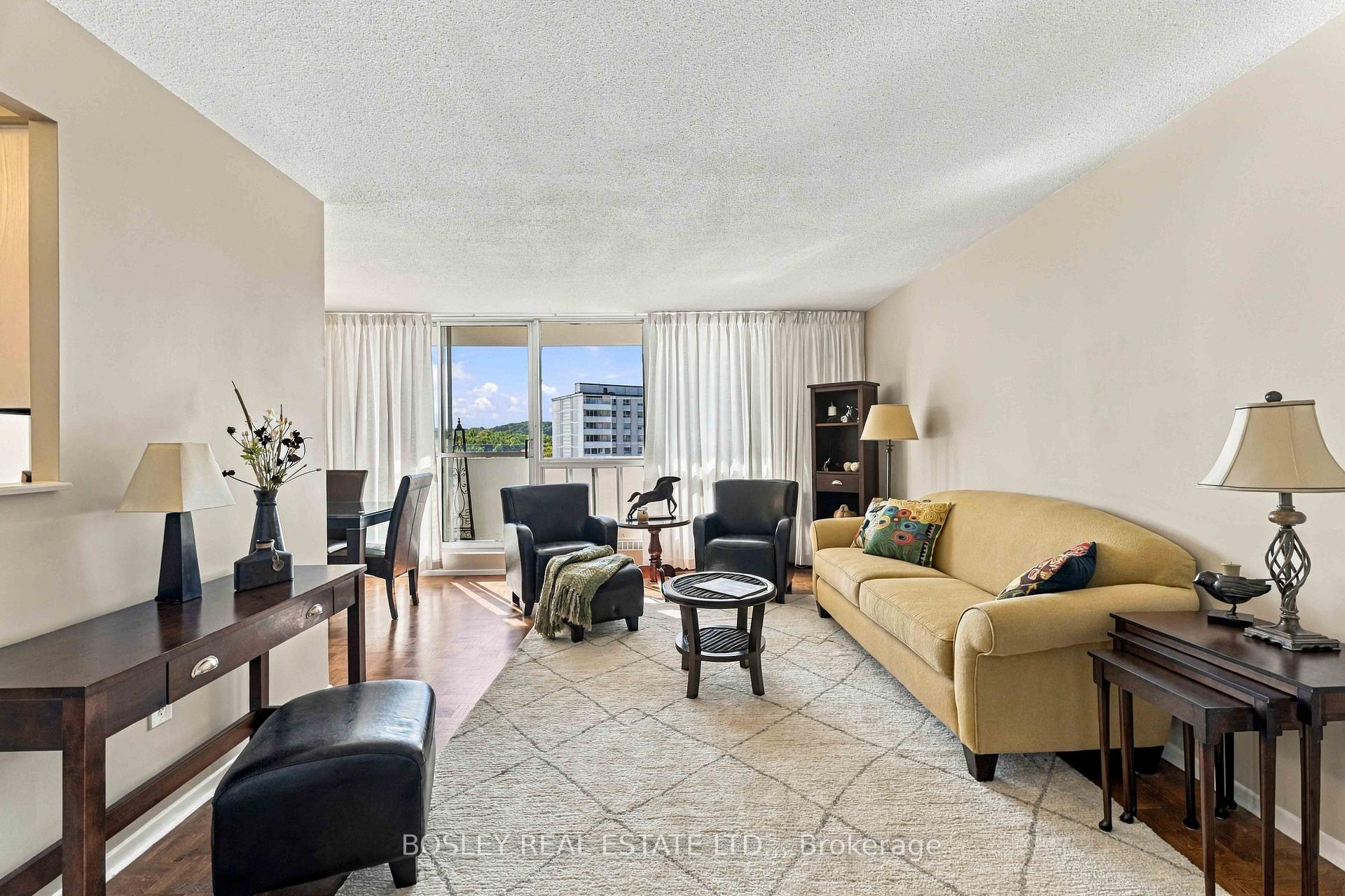 Photo 9 of 15 Towering Heights Boulevard, St. Catharines, Glendale/Glenridge — HOMEH