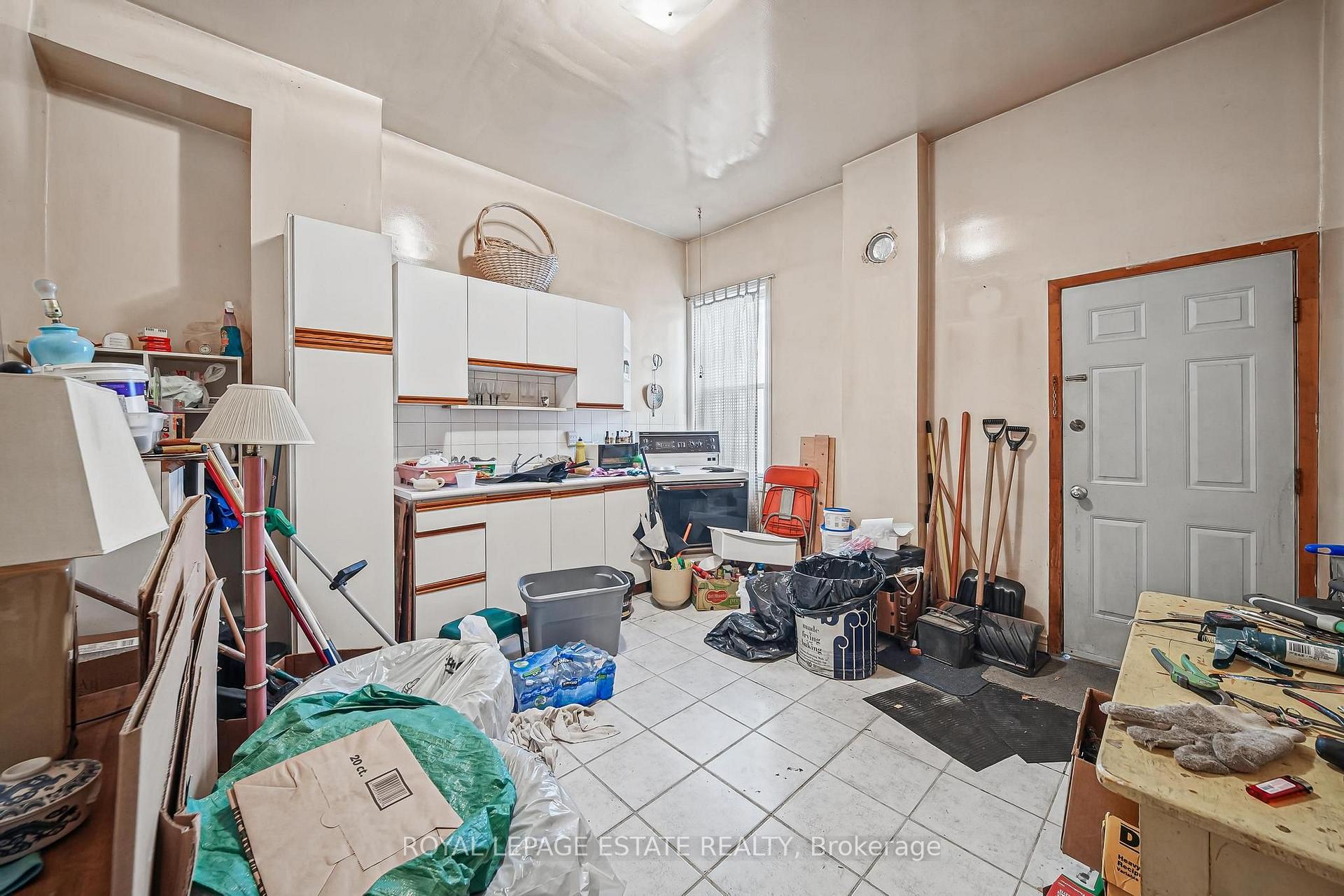 Photo 10 of 112 Baldwin Street, Toronto, Kensington-Chinatown — HOMEH