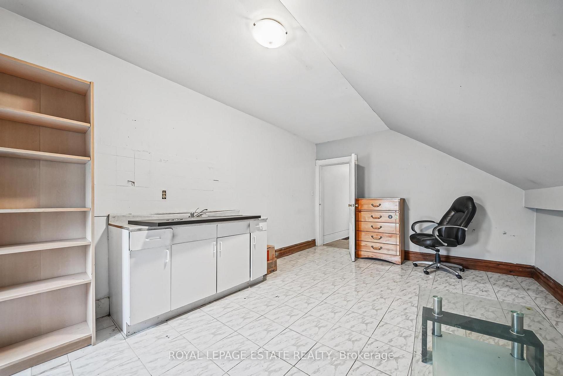 Photo 28 of 112 Baldwin Street, Toronto, Kensington-Chinatown — HOMEH
