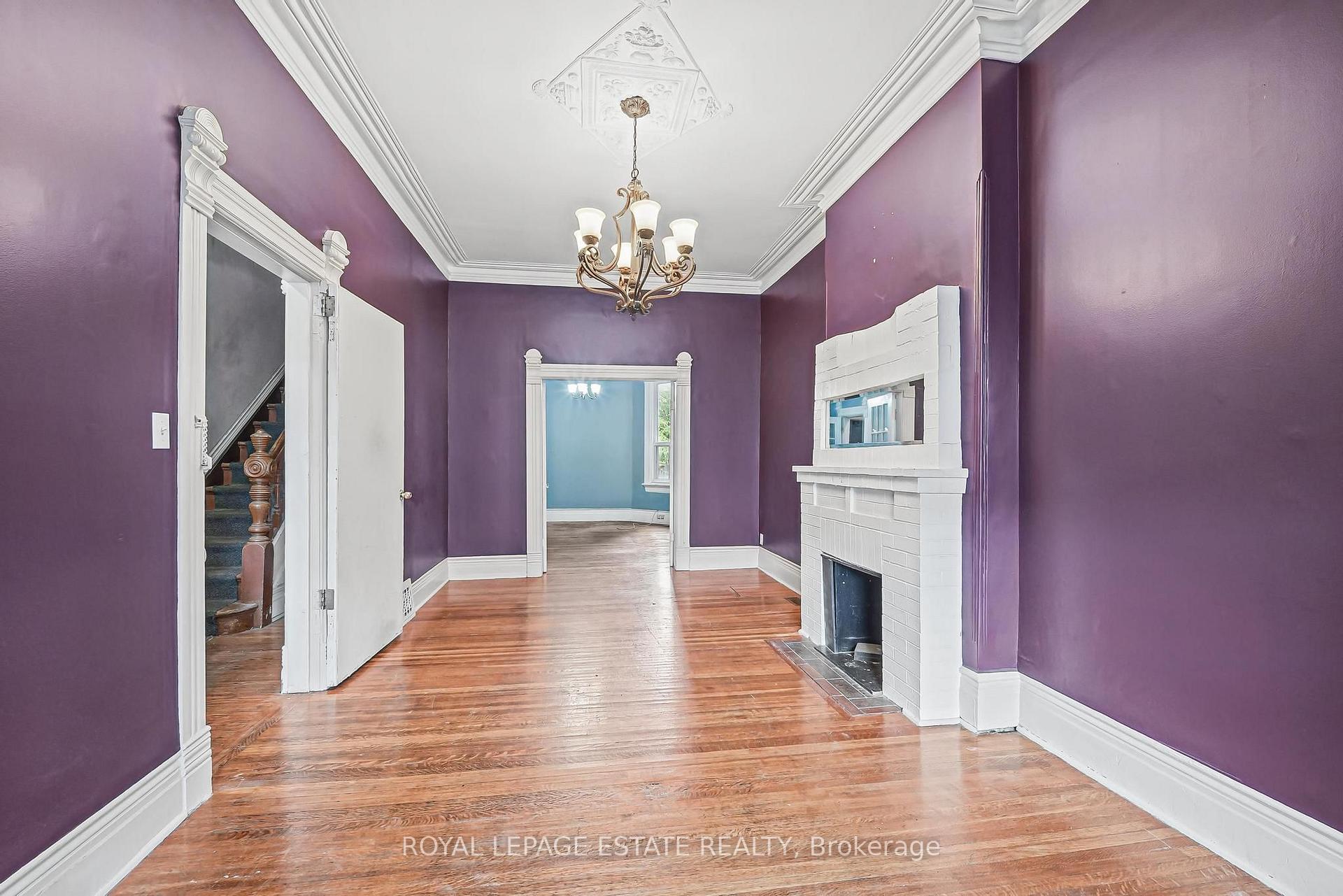 Photo 14 of 110 Baldwin Street, Toronto, Kensington-Chinatown — HOMEH