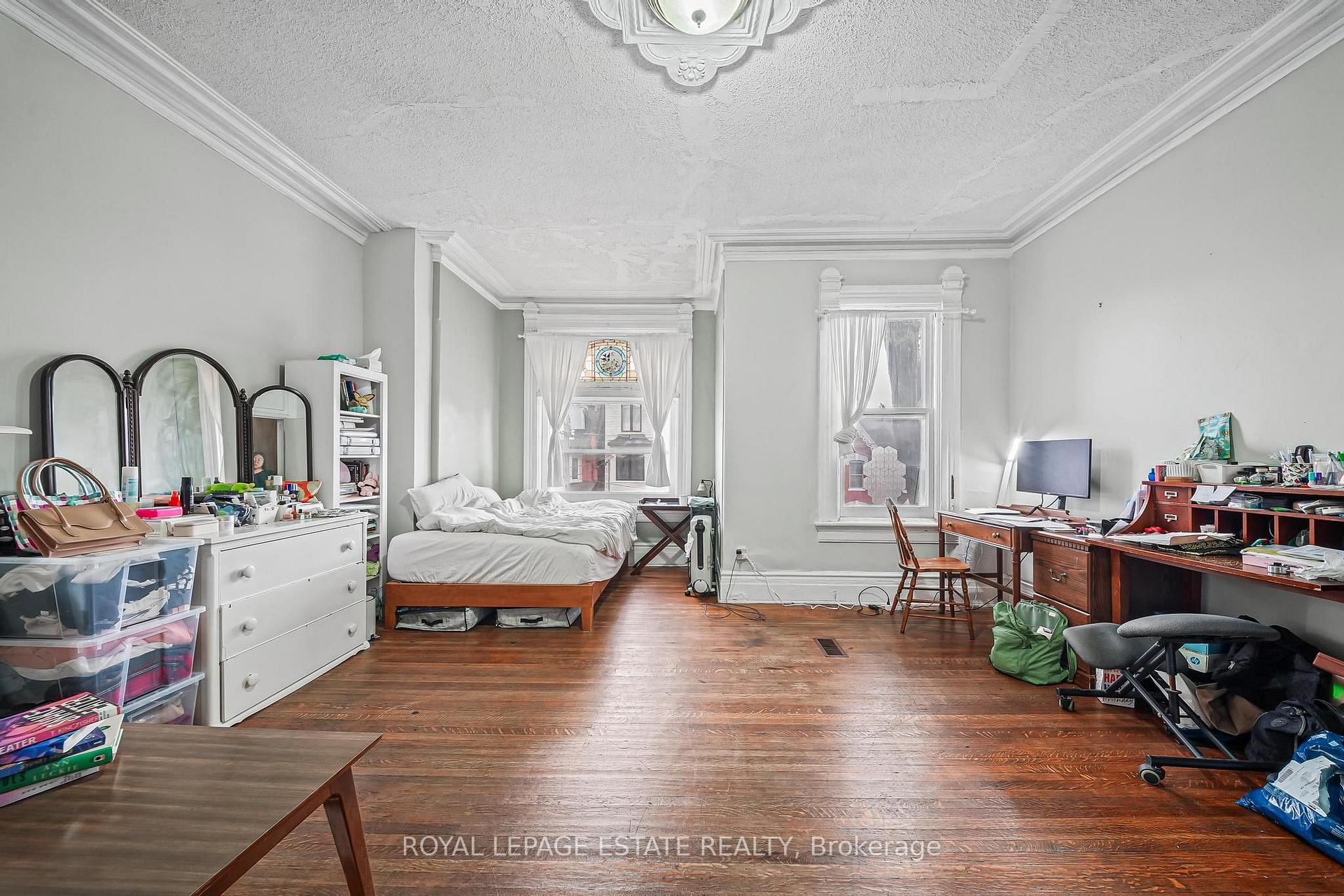 Photo 21 of 110 Baldwin Street, Toronto, Kensington-Chinatown — HOMEH