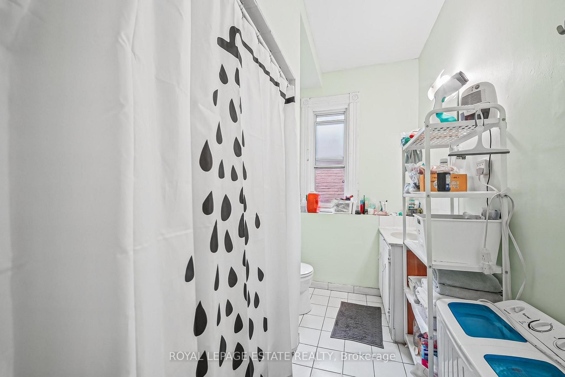 Photo 27 of 110 Baldwin Street, Toronto, Kensington-Chinatown — HOMEH