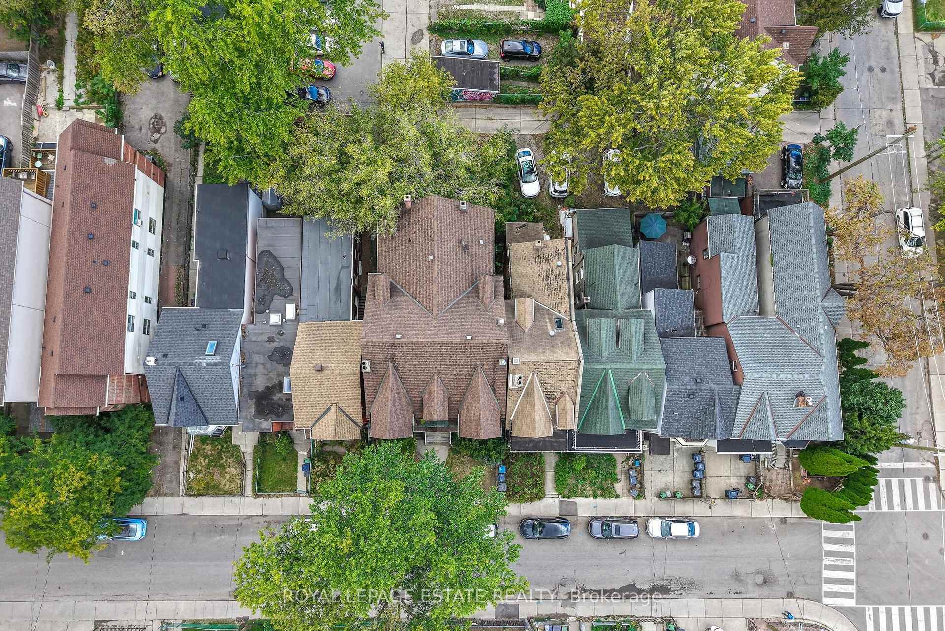 Photo 45 of 110 Baldwin Street, Toronto, Kensington-Chinatown — HOMEH