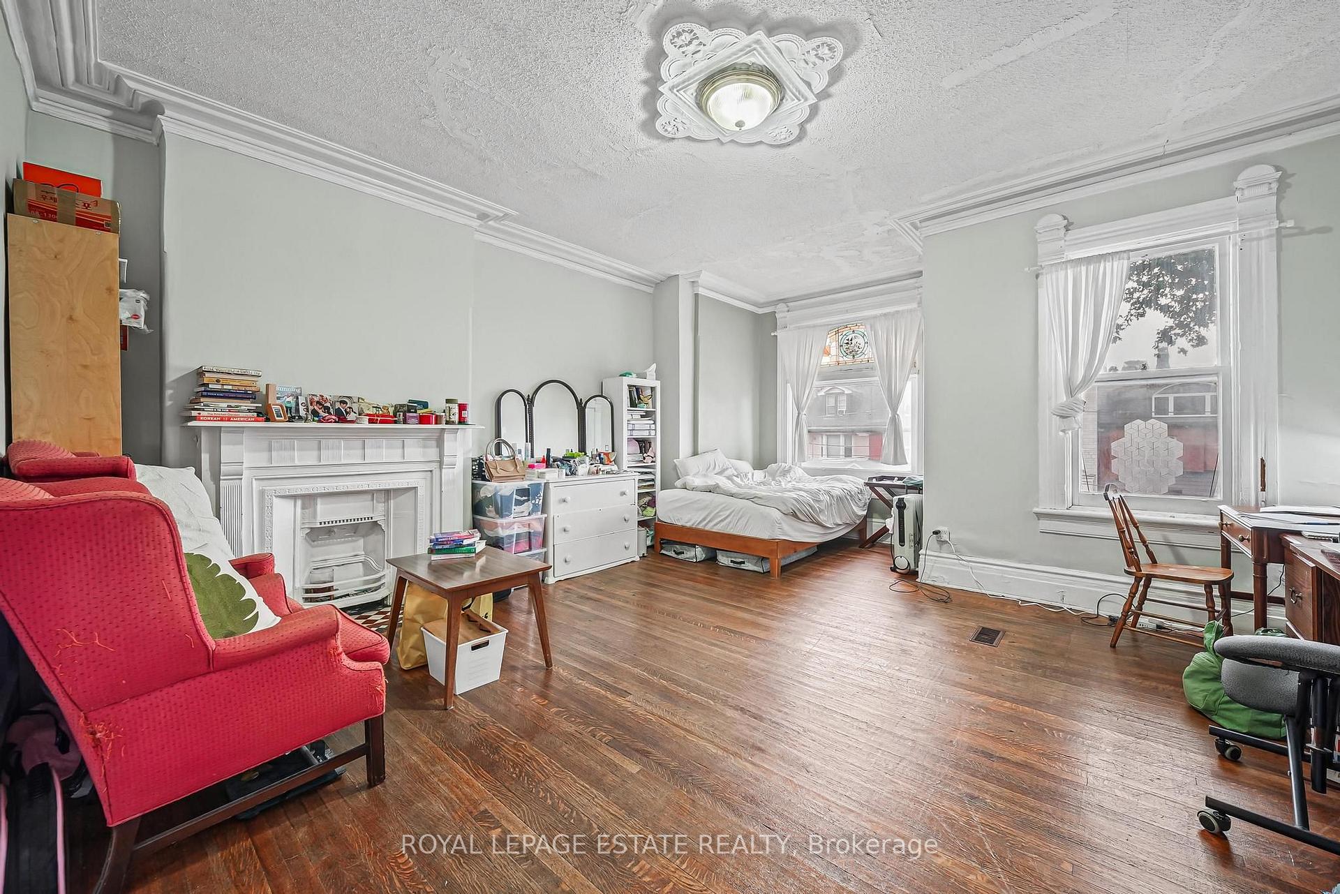 Photo 14 of 110-112 Baldwin Street, Toronto, Kensington-Chinatown — HOMEH