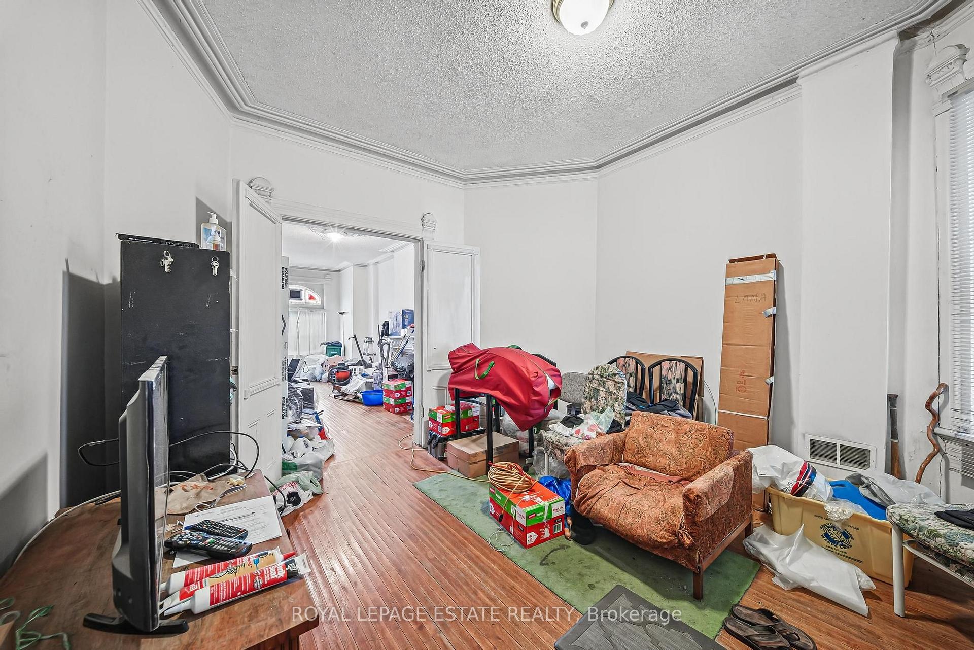 Photo 29 of 110-112 Baldwin Street, Toronto, Kensington-Chinatown — HOMEH