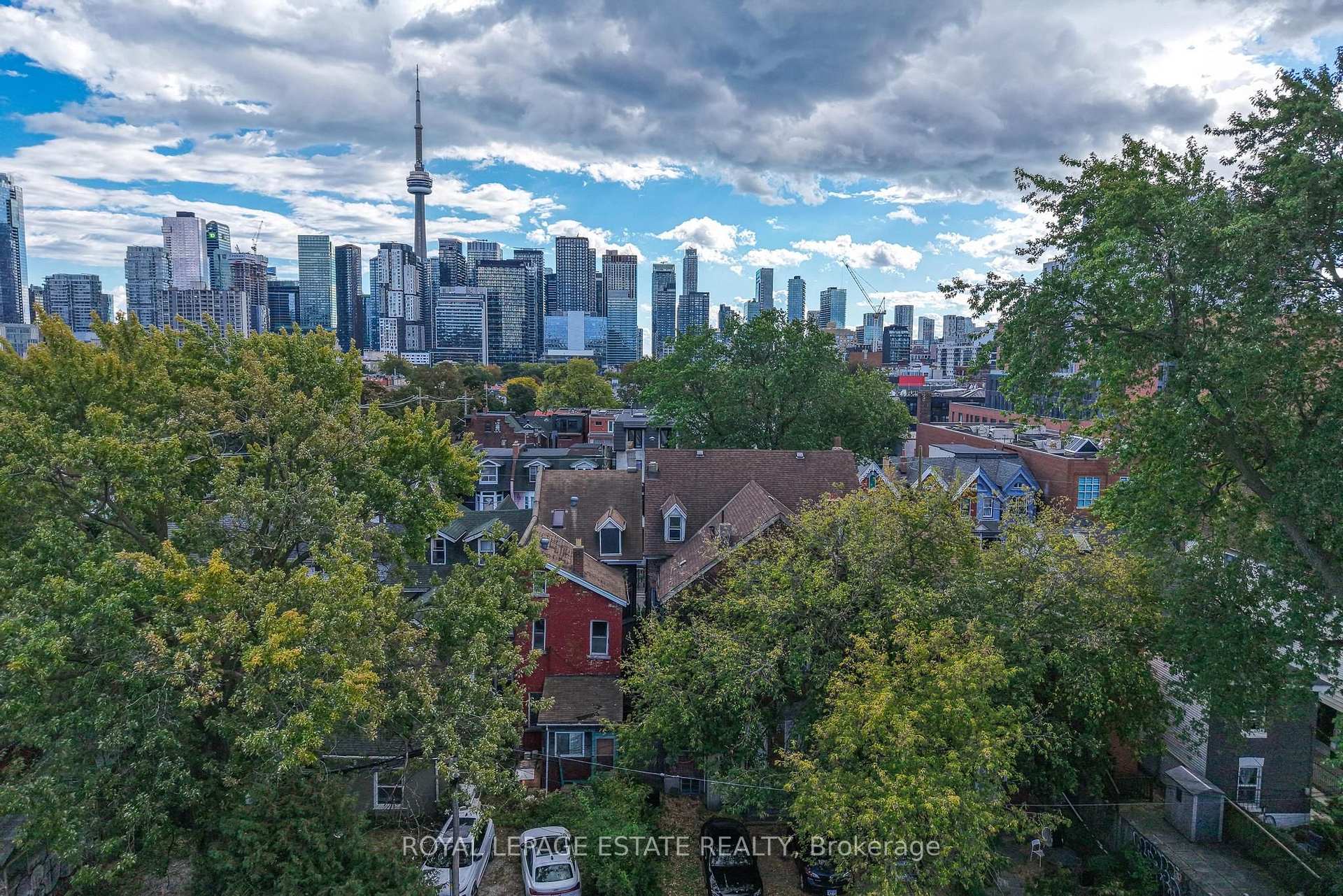 Photo 50 of 110-112 Baldwin Street, Toronto, Kensington-Chinatown — HOMEH
