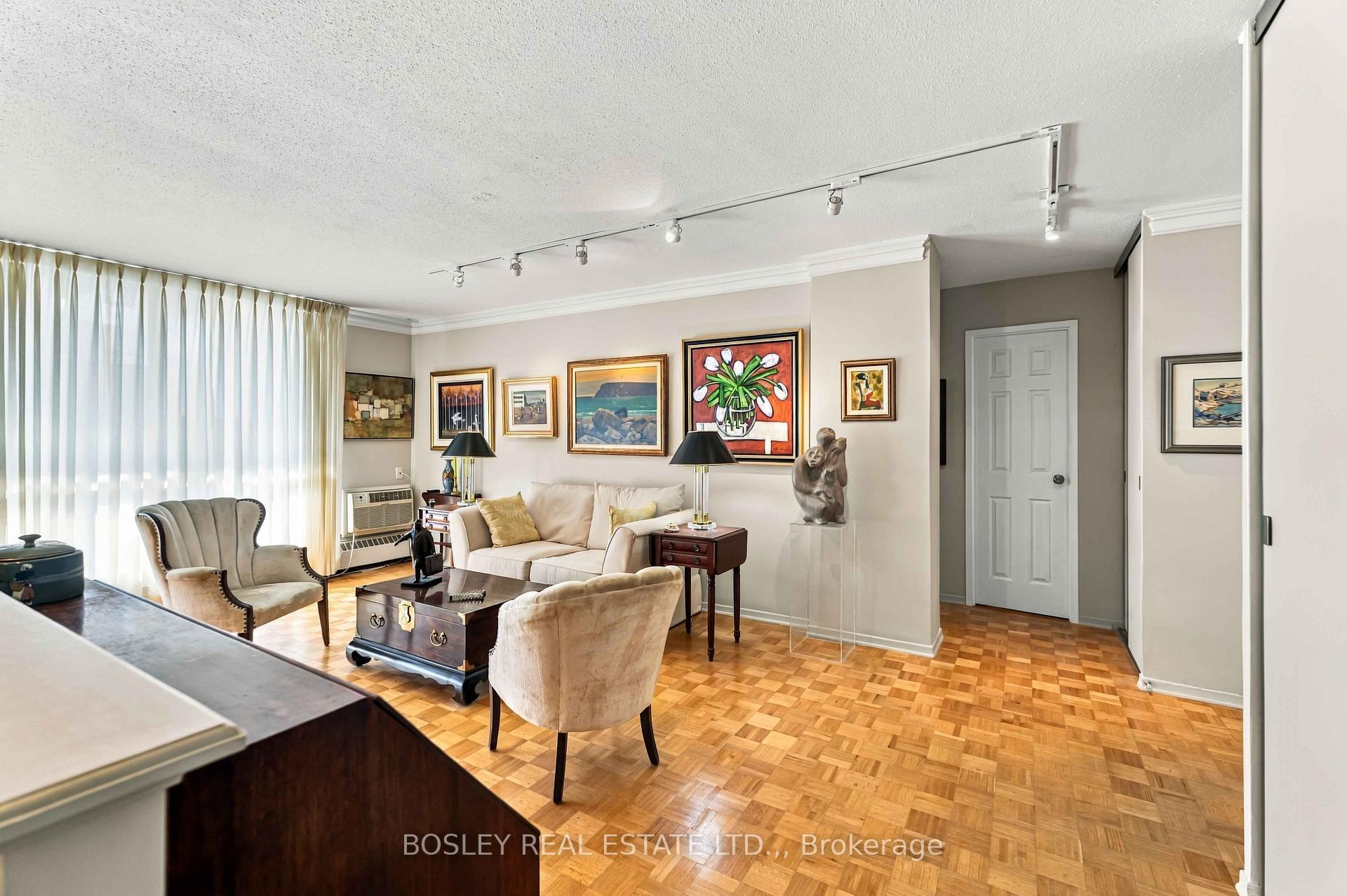 Photo 8 of Unit 1, 15 Towering Heights Boulevard, St. Catharines, Glendale/Glenridge — HOMEH