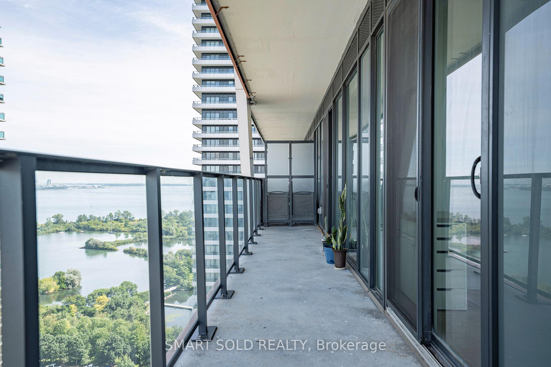 Photo 12 of Unit 2313, 30 Shore Breeze Drive, Etobicoke, Mimico — HOMEH