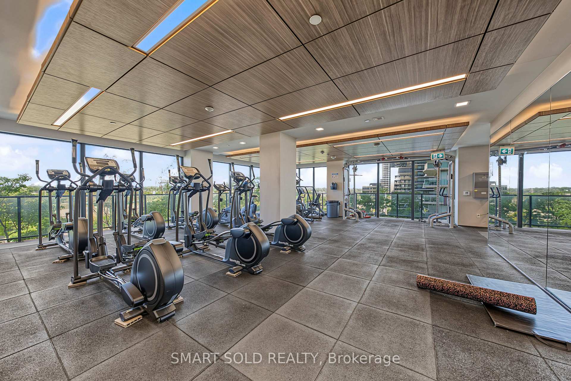 Photo 21 of Unit 2313, 30 Shore Breeze Drive, Etobicoke, Mimico — HOMEH