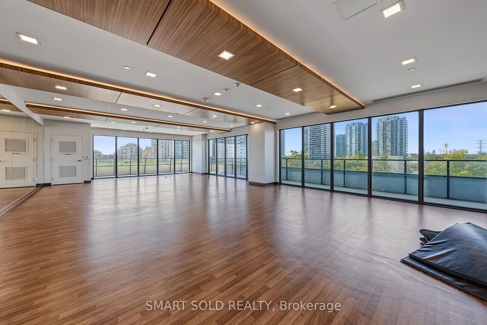 Photo 24 of Unit 2313, 30 Shore Breeze Drive, Etobicoke, Mimico — HOMEH