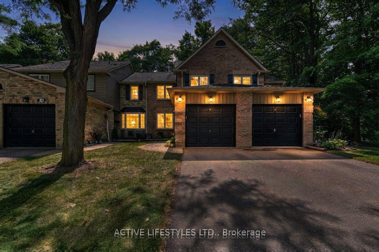 Photo 2 of Unit 23, 2766 Folkway Drive, Mississauga, Erin Mills — HOMEH