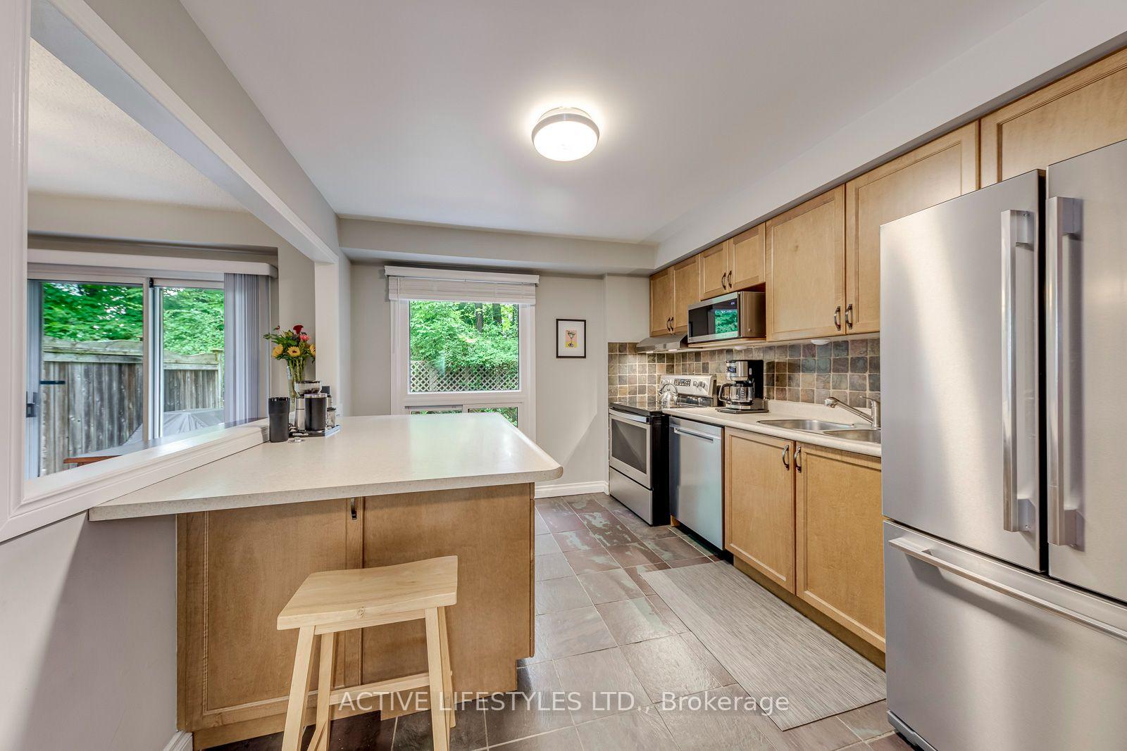 Photo 15 of Unit 23, 2766 Folkway Drive, Mississauga, Erin Mills — HOMEH