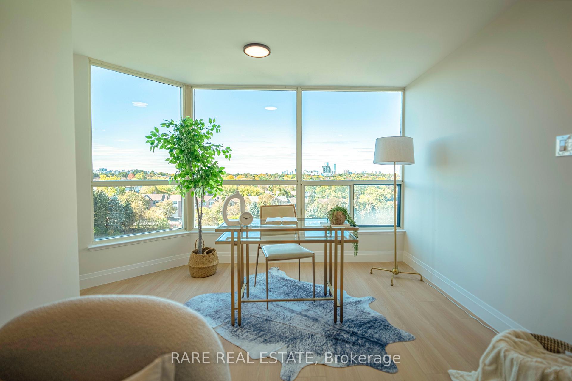 Photo 5 of Unit 1012, 7300 Yonge Street, Vaughan, Crestwood-Springfarm-Yorkhill — HOMEH