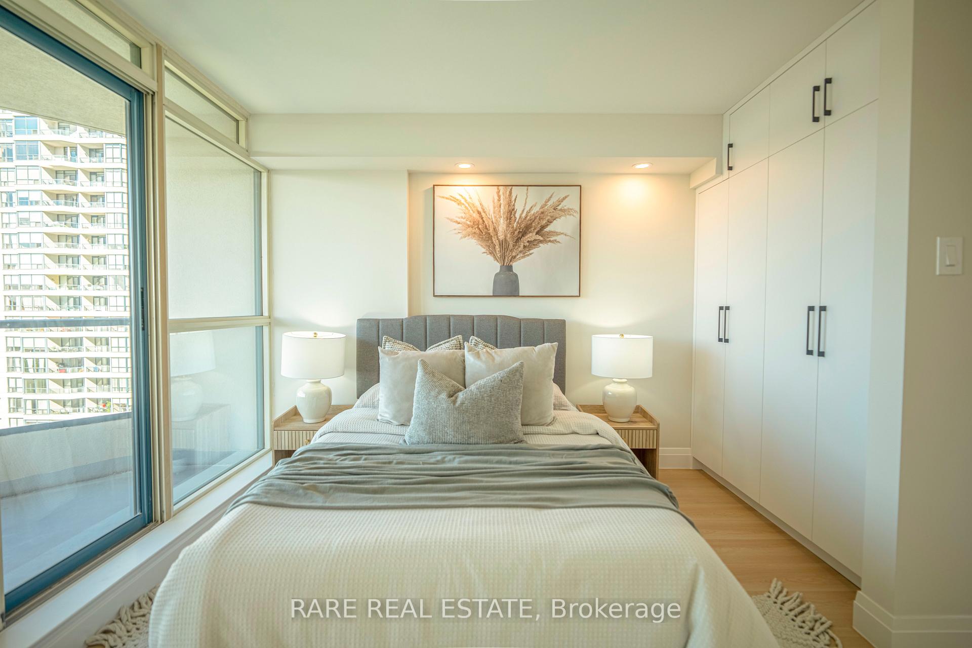Photo 15 of Unit 1012, 7300 Yonge Street, Vaughan, Crestwood-Springfarm-Yorkhill — HOMEH
