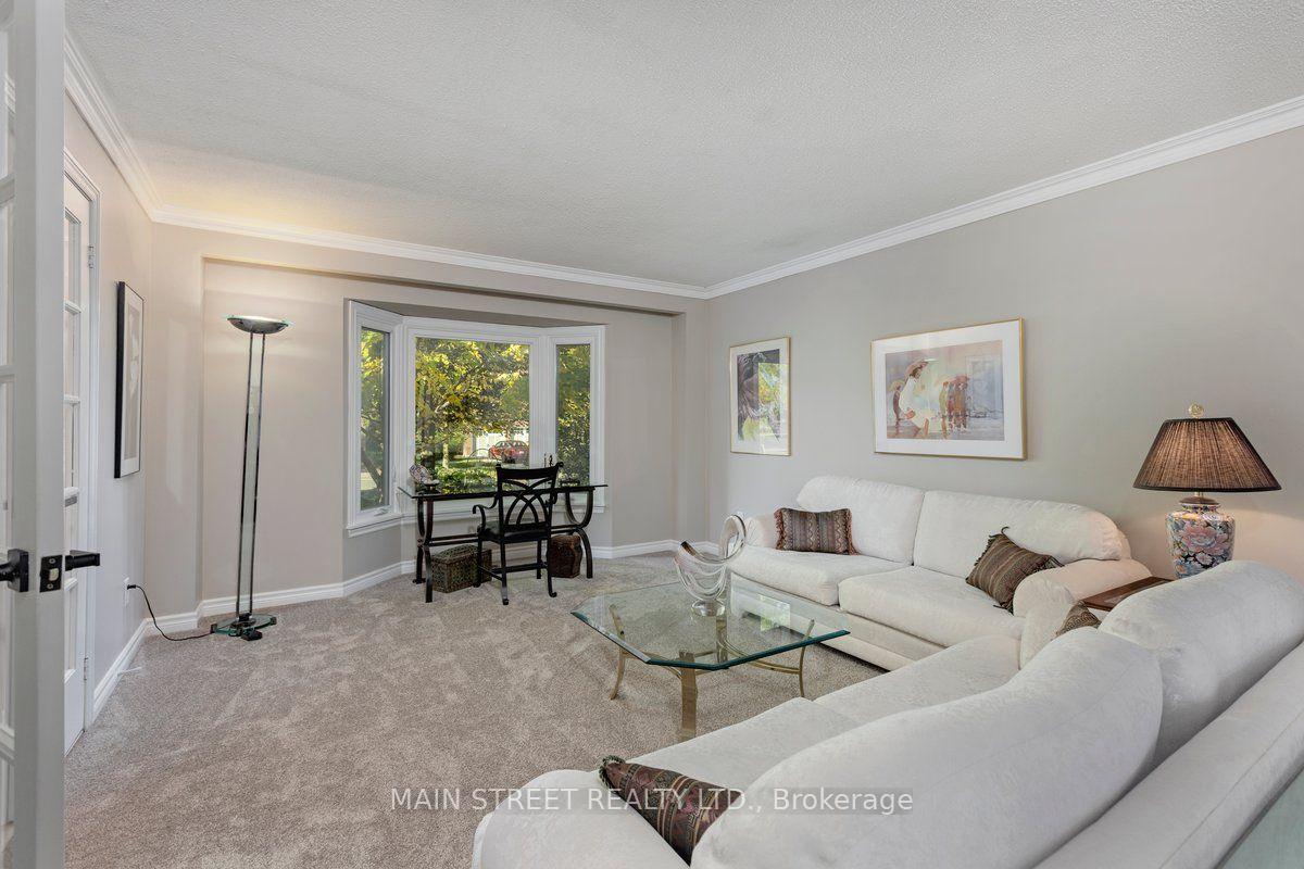 Photo 9 of 22 Mcclenny Drive N, Aurora, Aurora Highlands — HOMEH