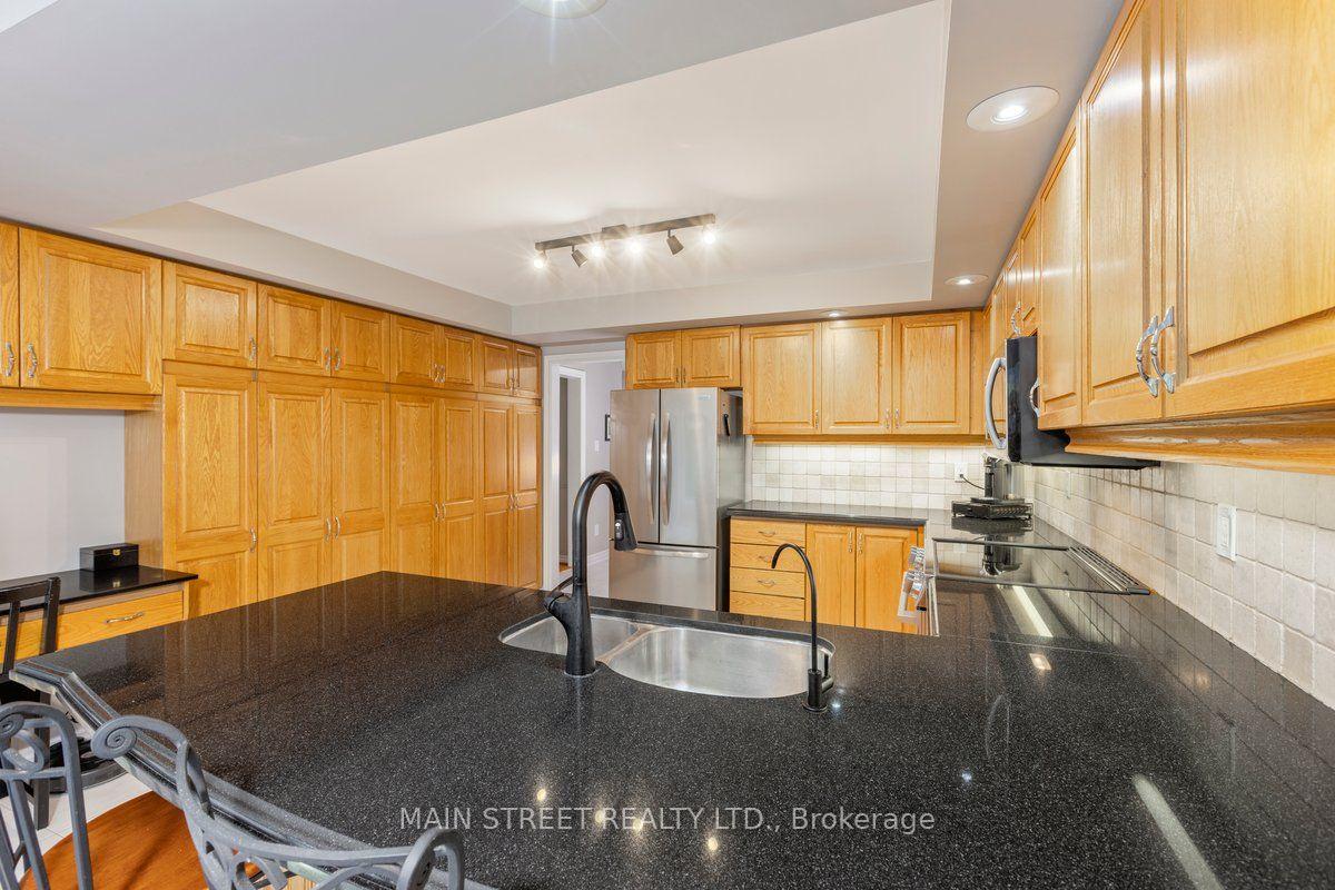 Photo 19 of 22 Mcclenny Drive N, Aurora, Aurora Highlands — HOMEH