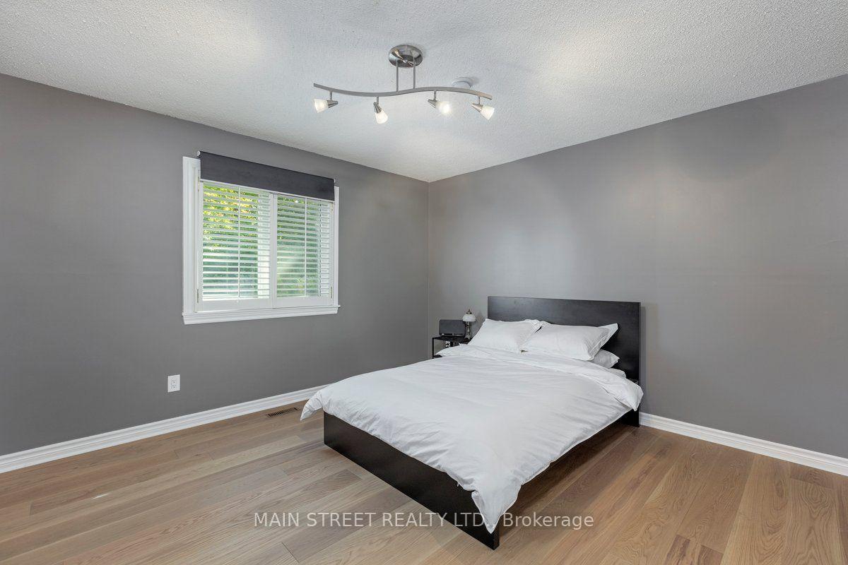 Photo 34 of 22 Mcclenny Drive N, Aurora, Aurora Highlands — HOMEH
