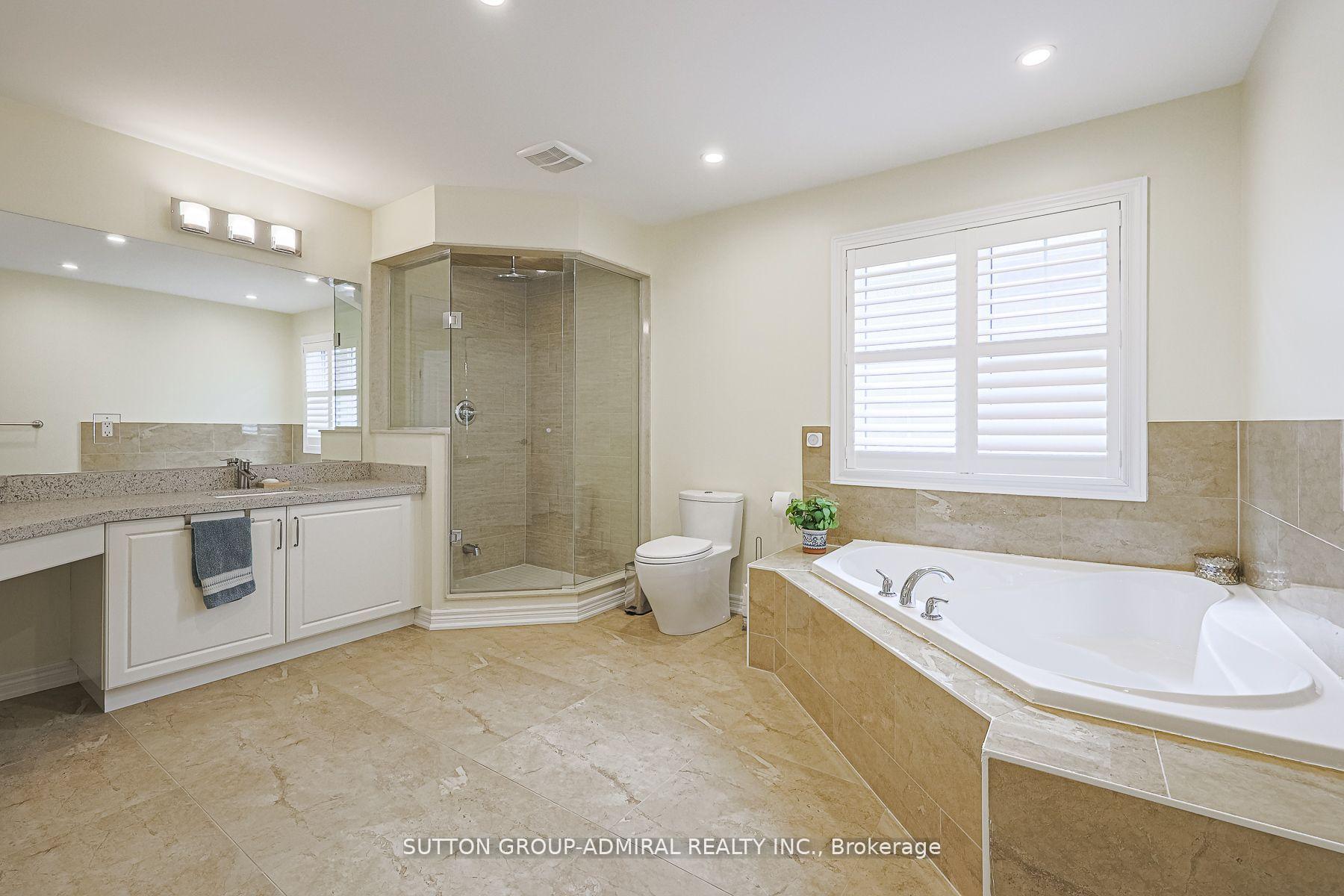 Photo 22 of 163 Heintzman Crescent, Vaughan, Patterson — HOMEH