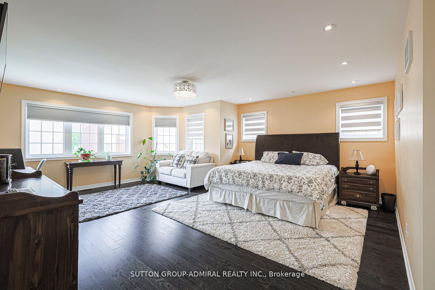 Photo 25 of 163 Heintzman Crescent, Vaughan, Patterson — HOMEH