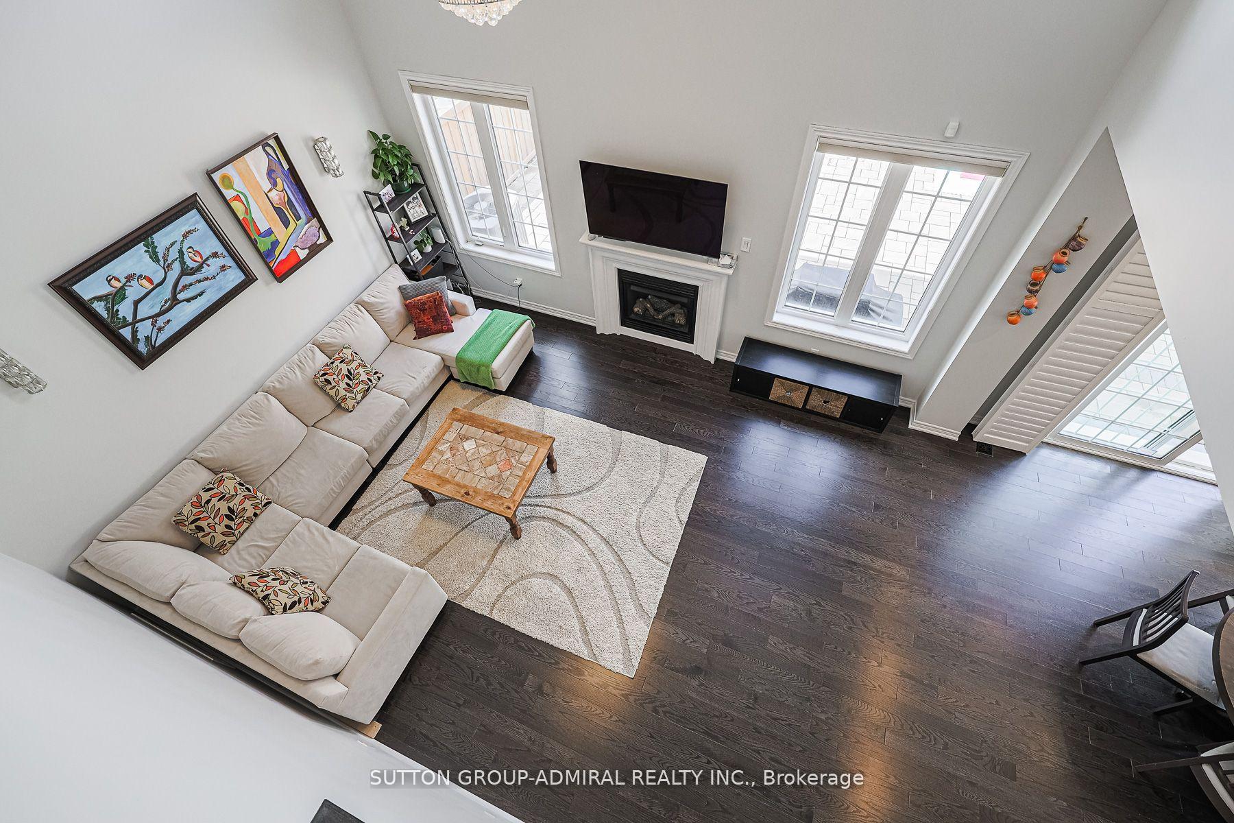 Photo 26 of 163 Heintzman Crescent, Vaughan, Patterson — HOMEH